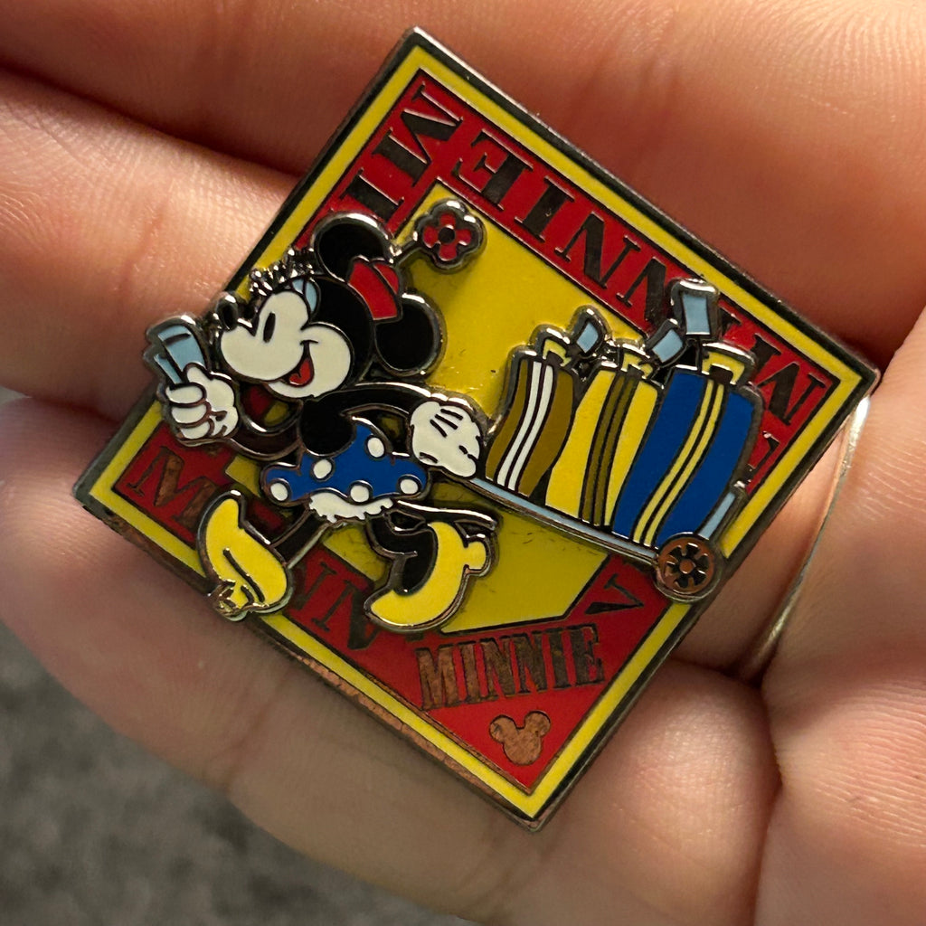 2009 First Release - Minnie Mouse with Luggage - Disney Pin