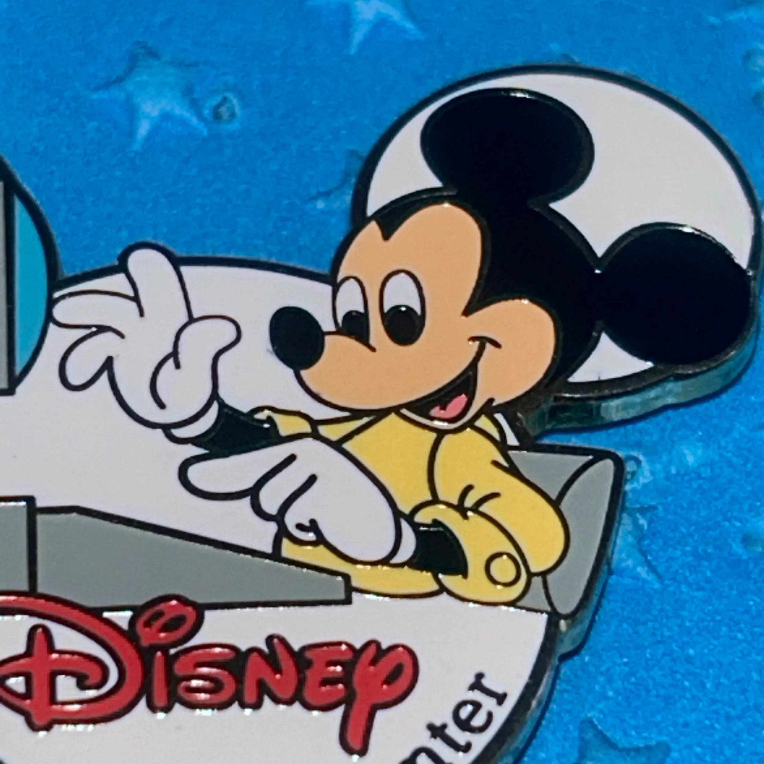 Vintage - Mickey Mouse - Reservation Center - Disney Pin