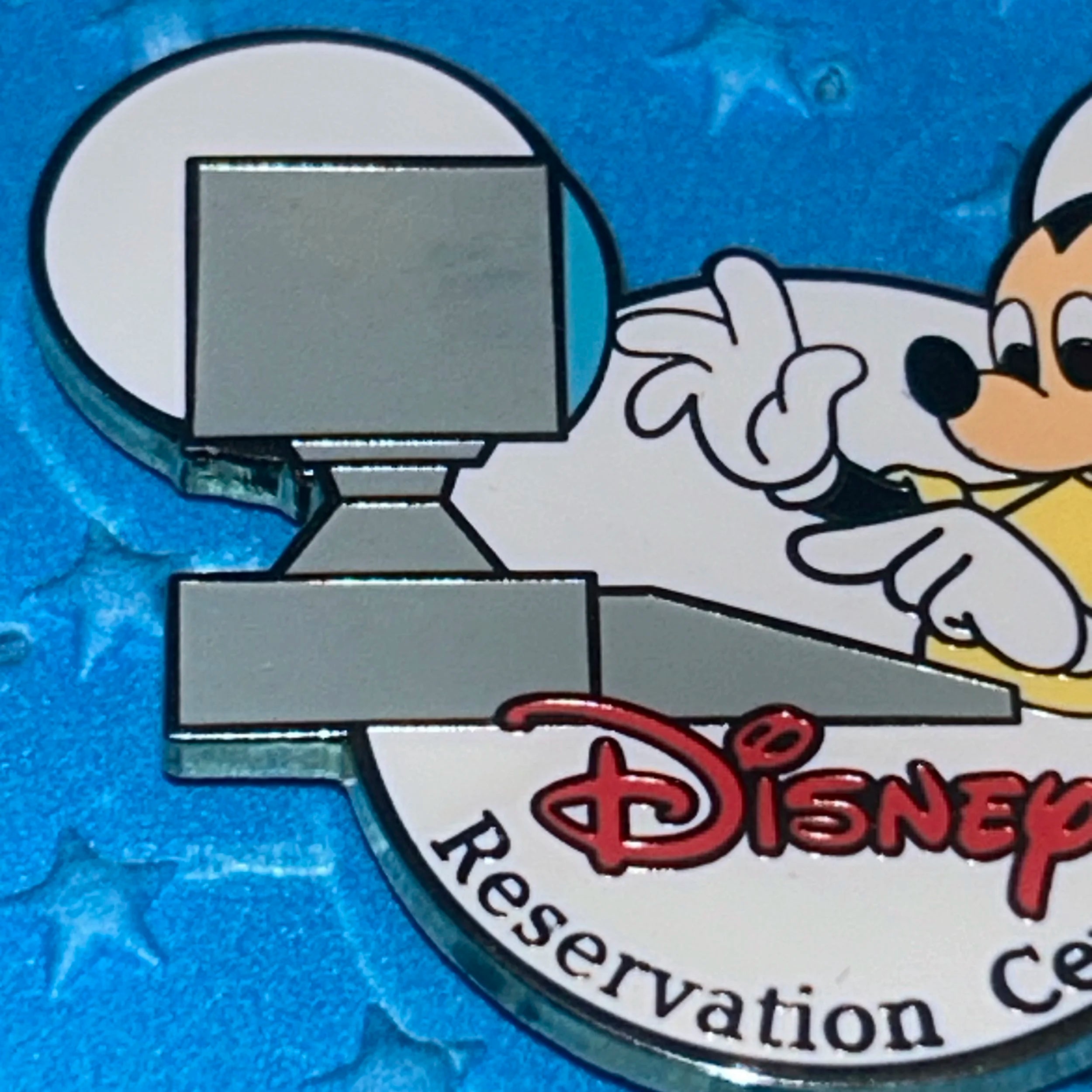 Vintage - Mickey Mouse - Reservation Center - Disney Pin