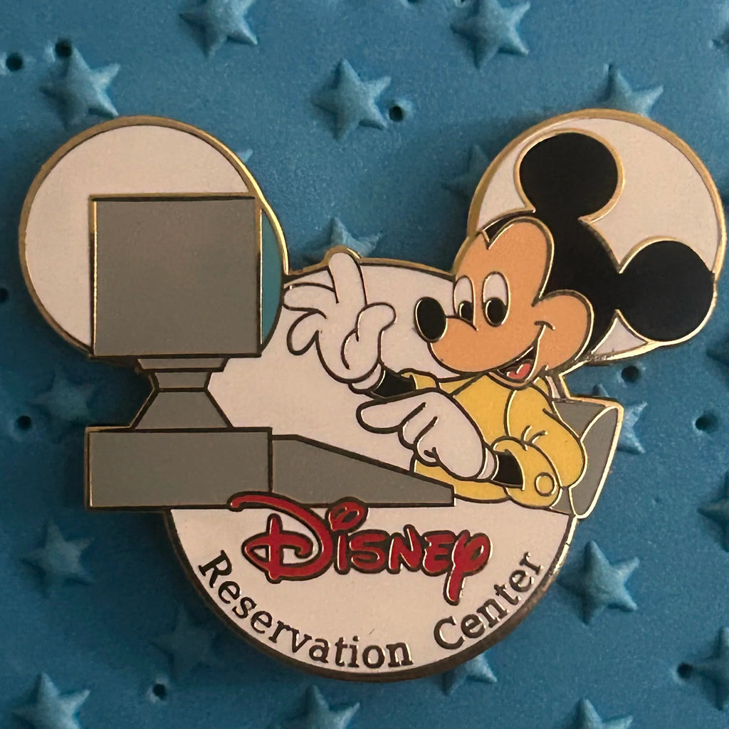 Vintage - Mickey Mouse - Reservation Center - Disney Pin
