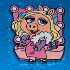 2023 - Miss Piggy - Muppets - Dressing Room - Disney Pin
