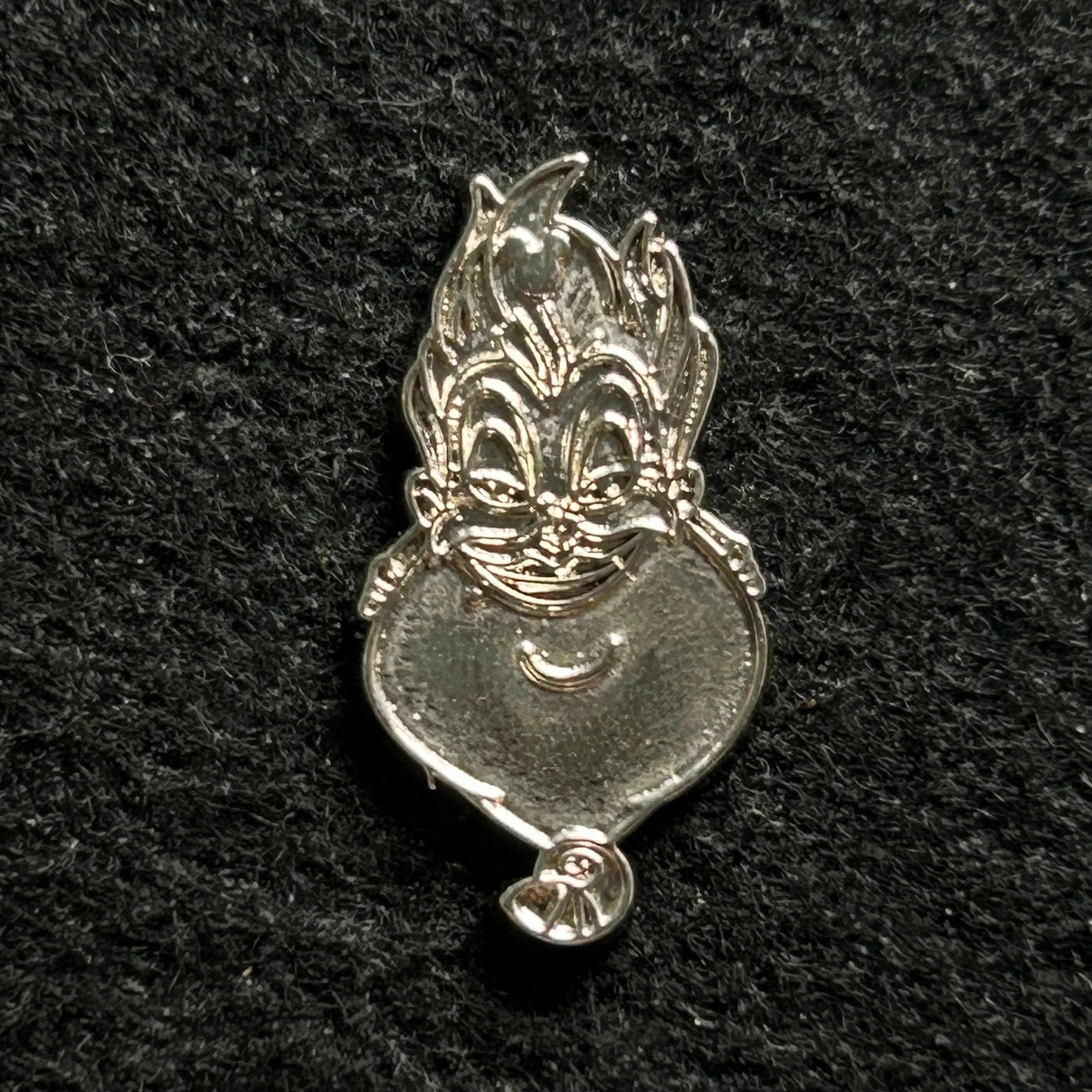 2019 - Ursula - Little Mermaid - Head - Silver Chaser - Hidden Mickey - Disney Pin