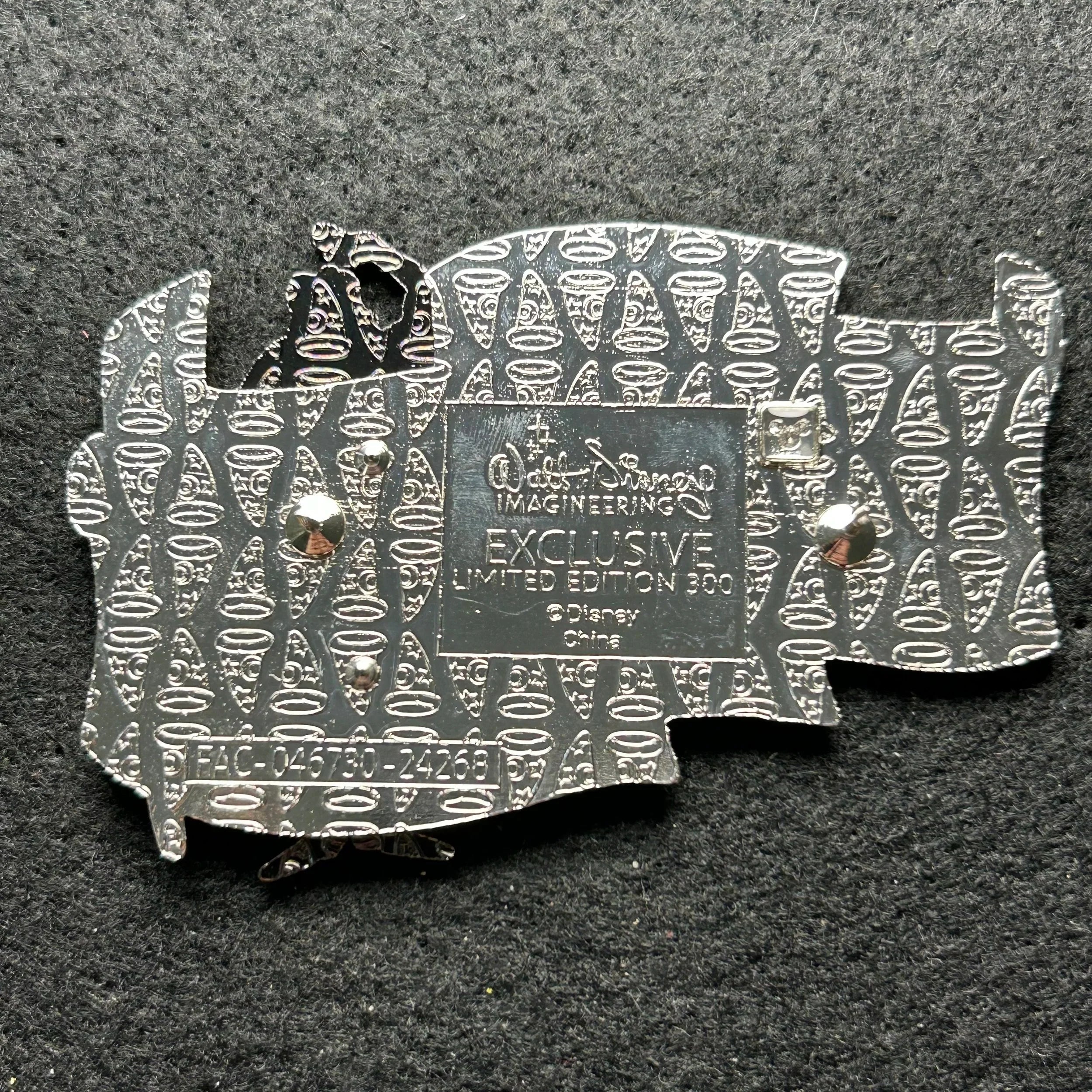 2025 - Cruella de Vil - Off the Page Series - WDI - LE 300 - Disney Pin