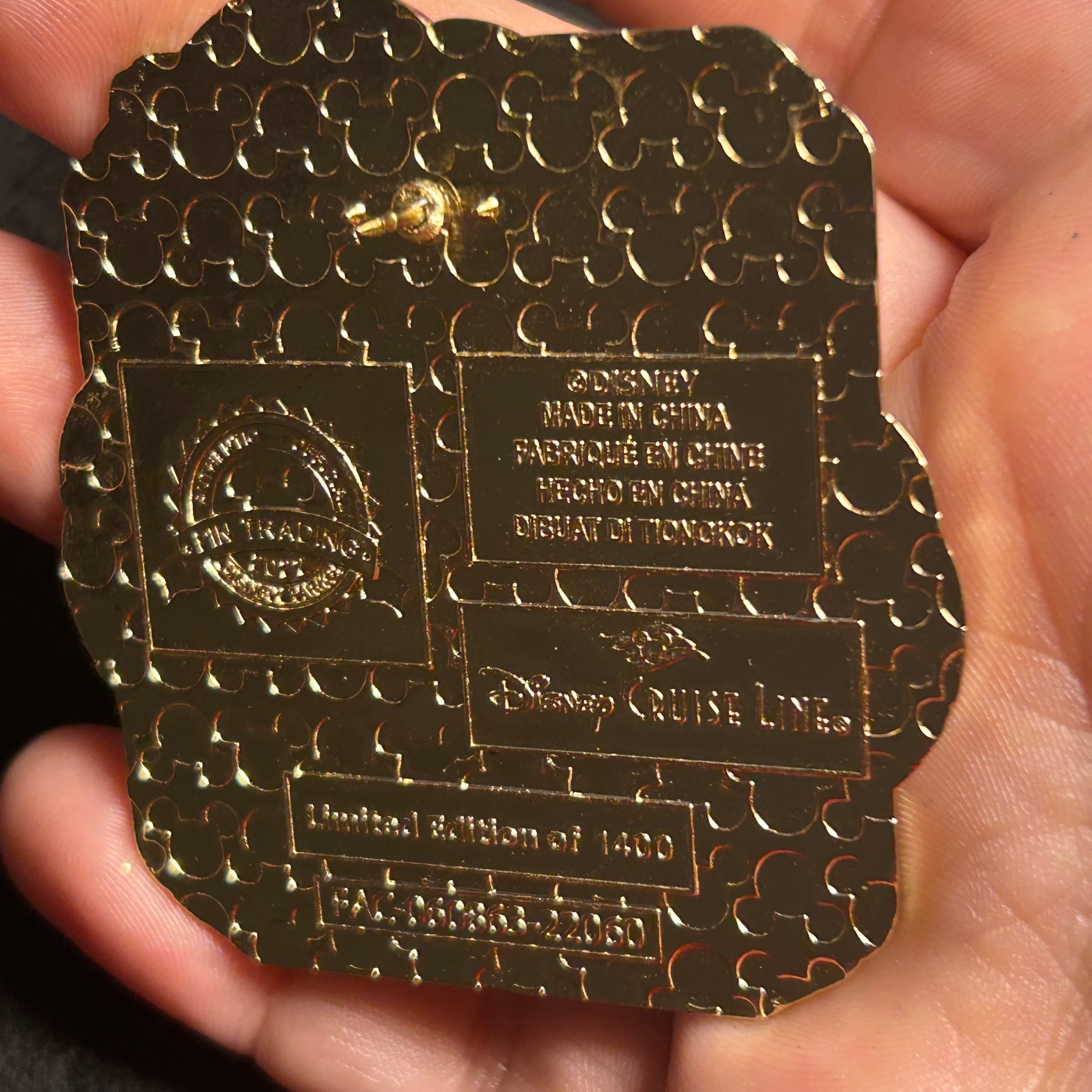 2022 LE 1400 - Disney Wish -  Disney Vacation Club Member - Disney Pin