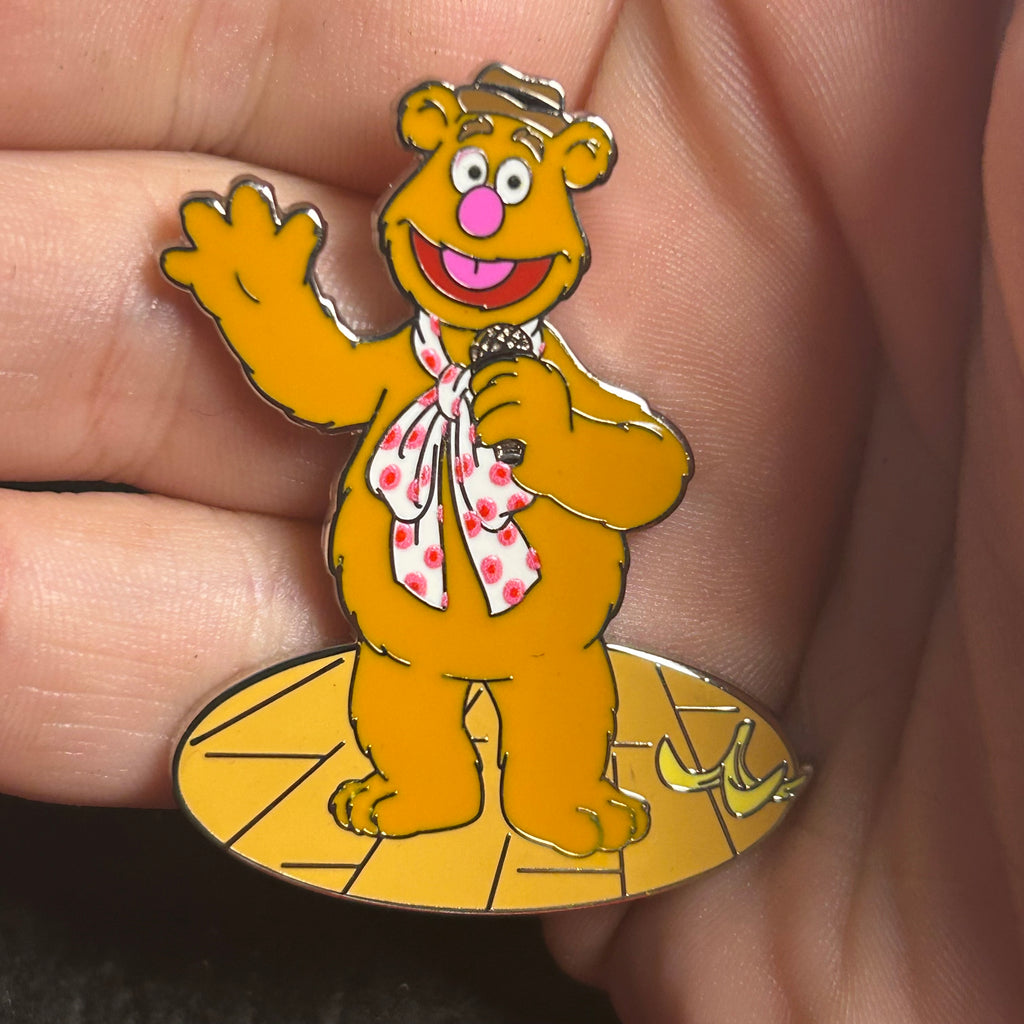 2025 - Fozzie Bear Full Body With Microphone - The Muppets - Disney Pin