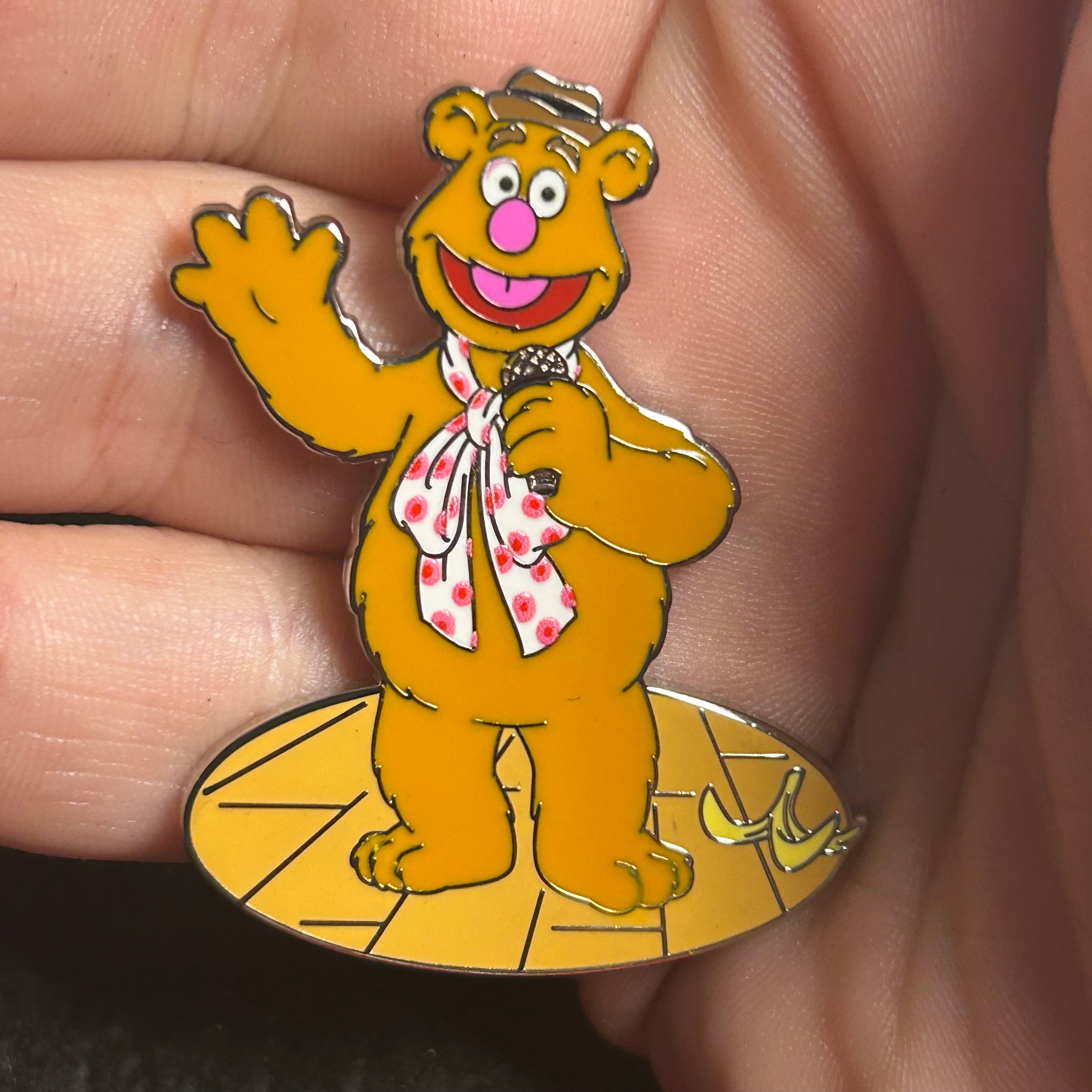 2025 - Fozzie Bear Full Body With Microphone - The Muppets - Disney Pin