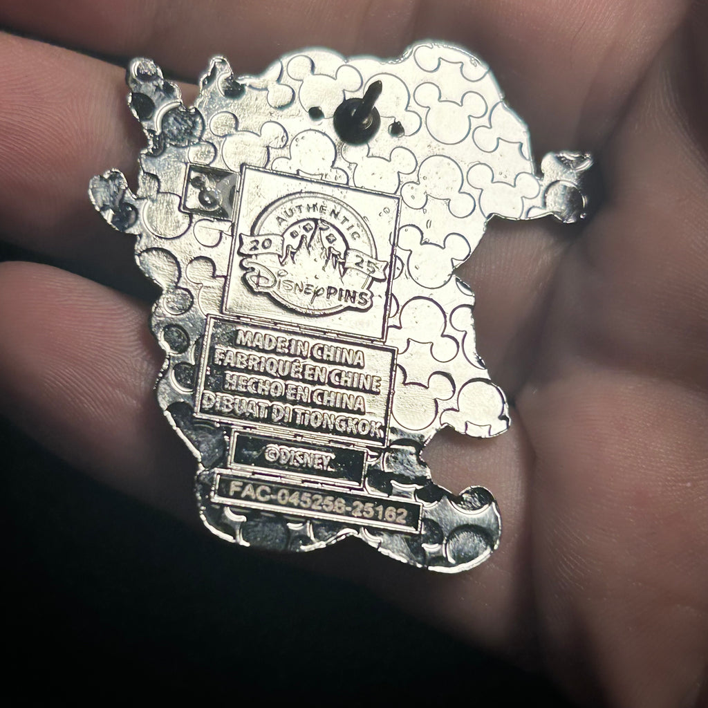 2025 - Mickey Mouse as Santa Claus Holding Sack of Presents - Disney Pin