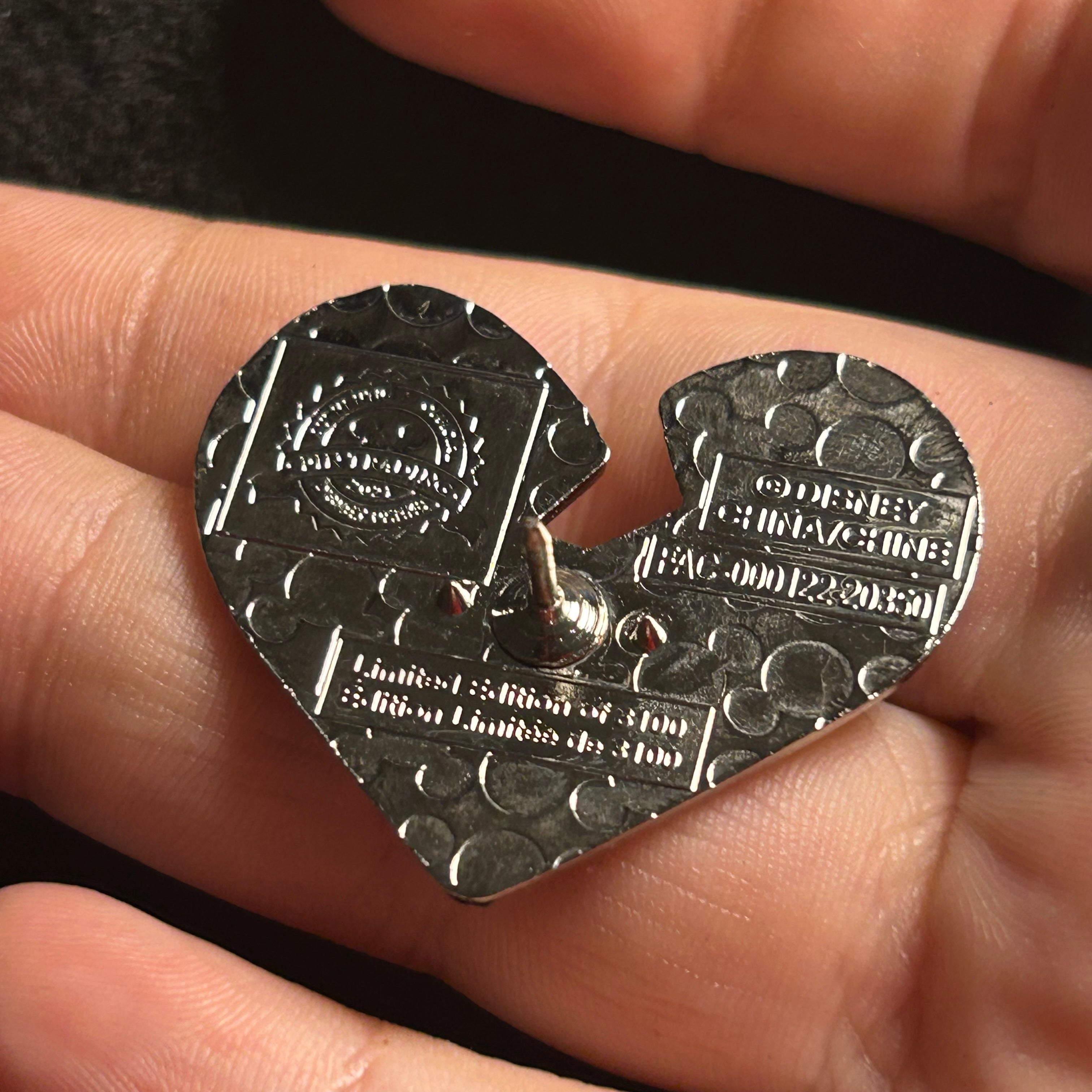 2021 LE 3100 - Cruella Broken Heart - Cruella - Disney Pin