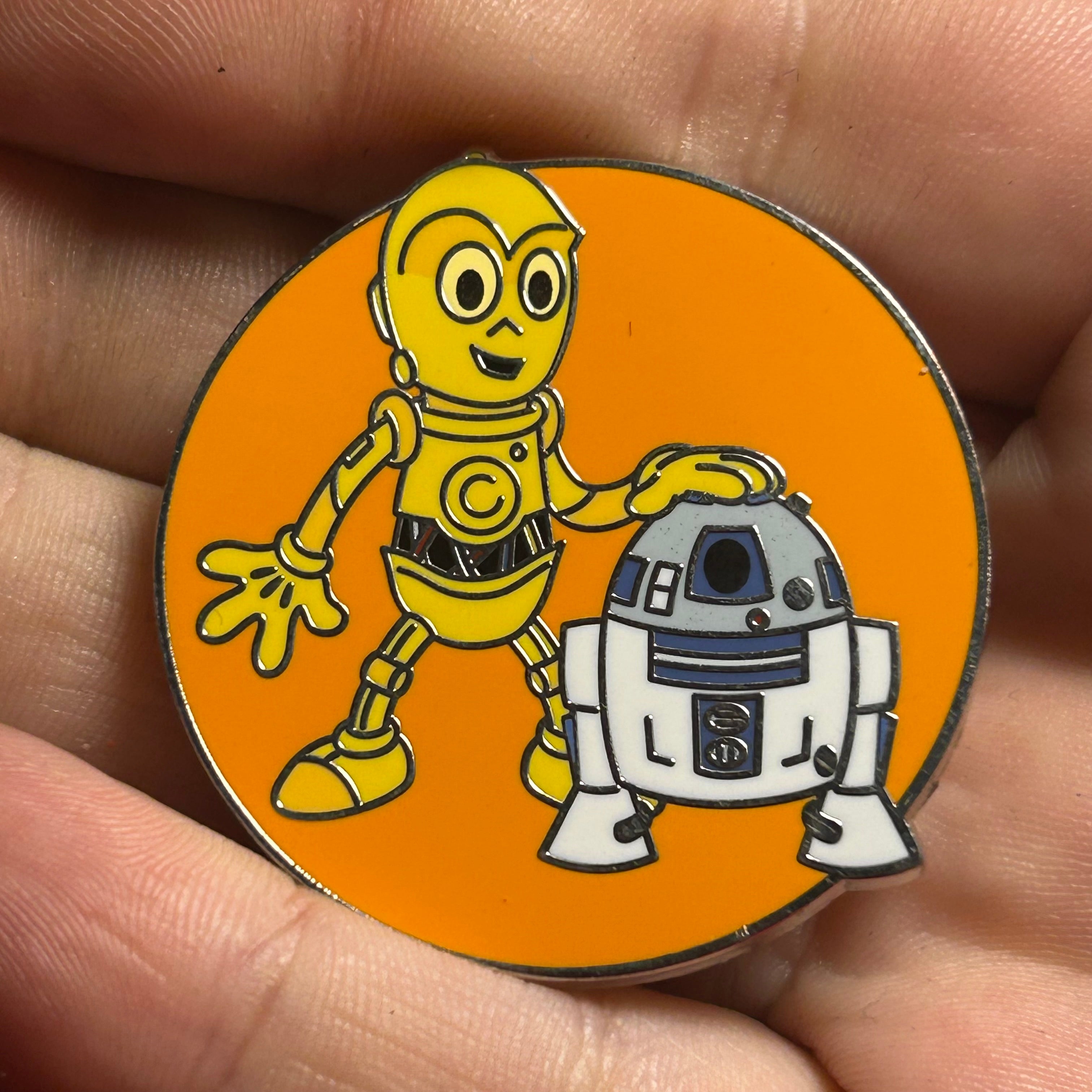 2024 - C3PO and R2D2 - Lanyard Series - Disney Pin