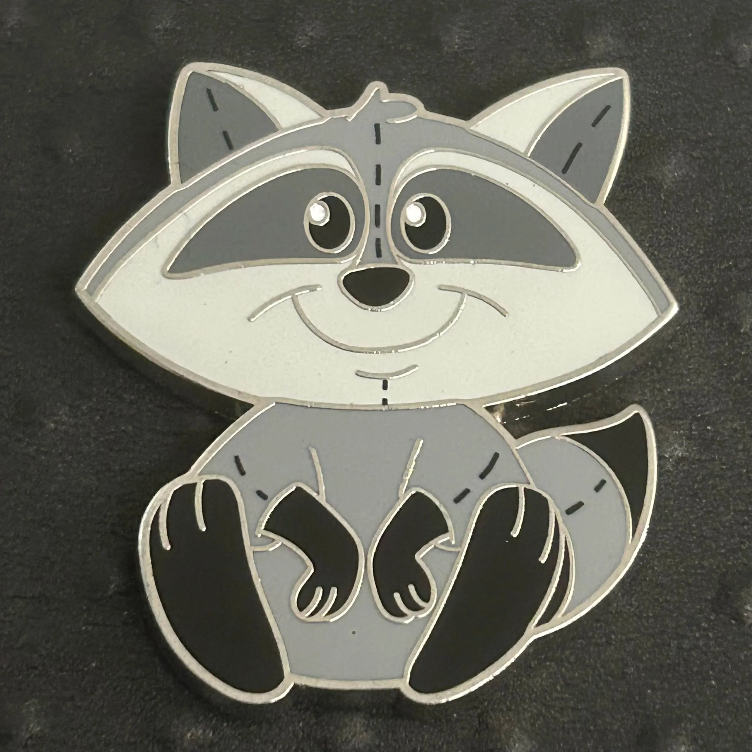 2024 - Meeko - Pocahontas - Pixie Plush - Mystery Pin