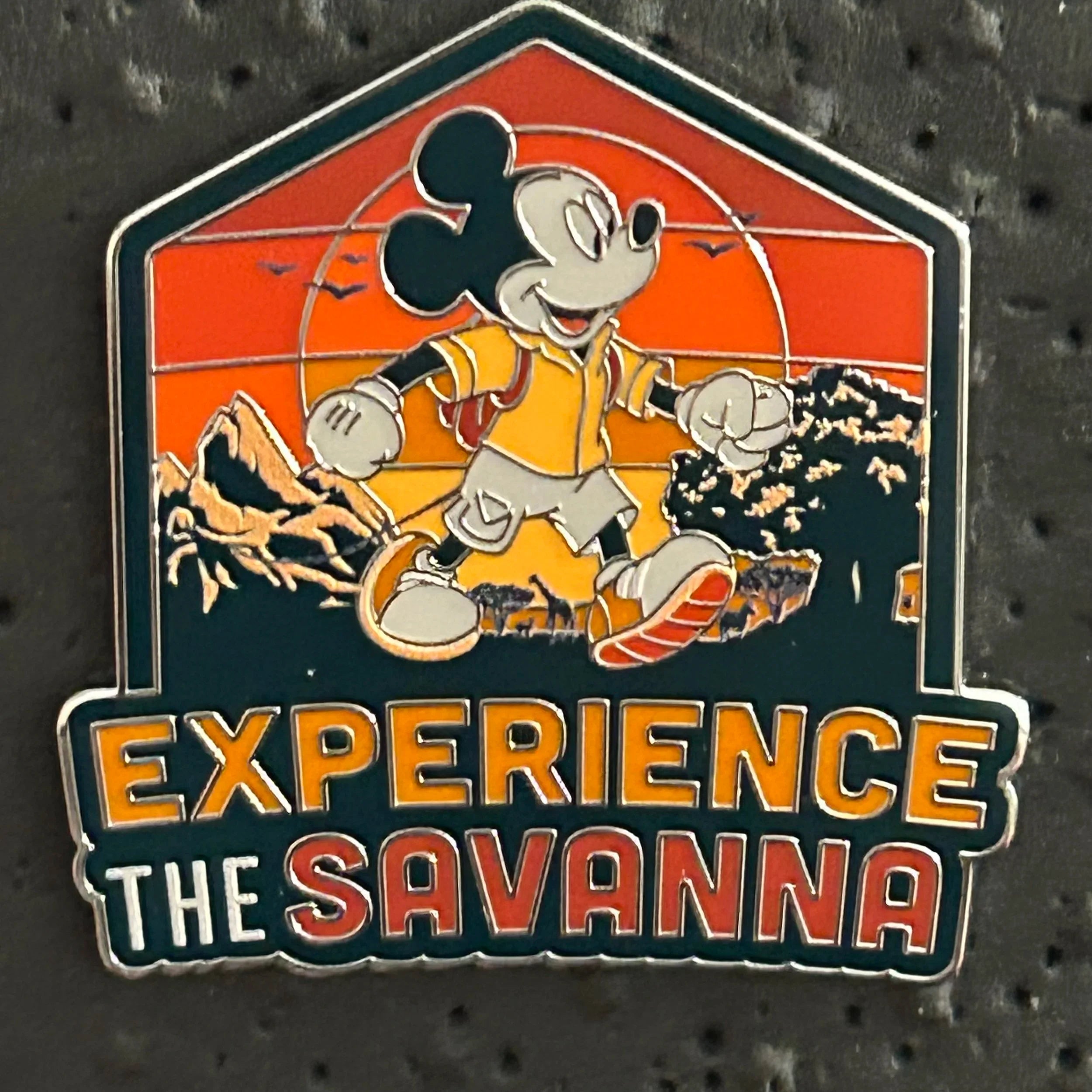 2024 - Mickey Mouse - Explorer - Experience The Savanna - Disney Pin