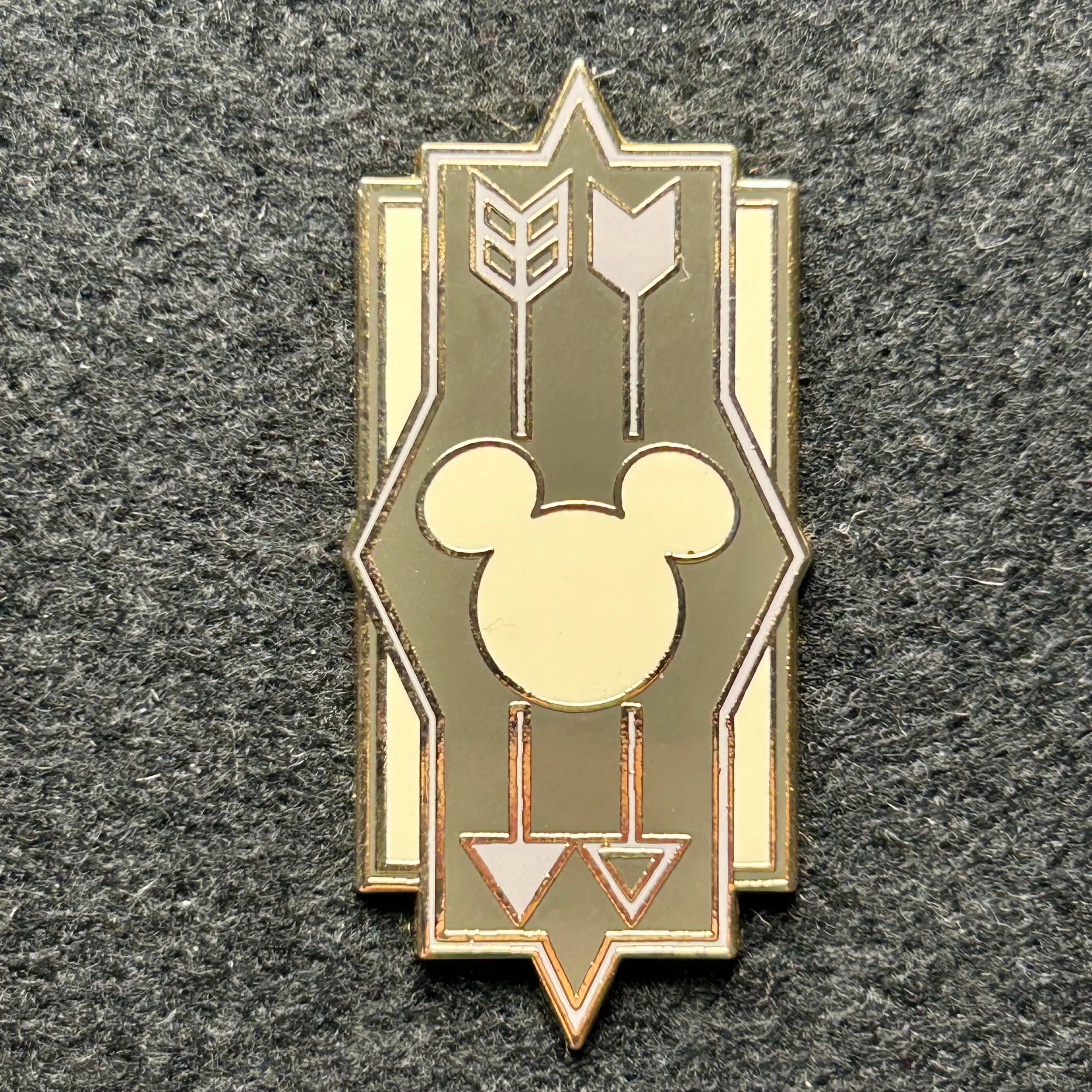 2018 - Mickey Mouse - November - Memories Series - DS - LR - Disney Pin
