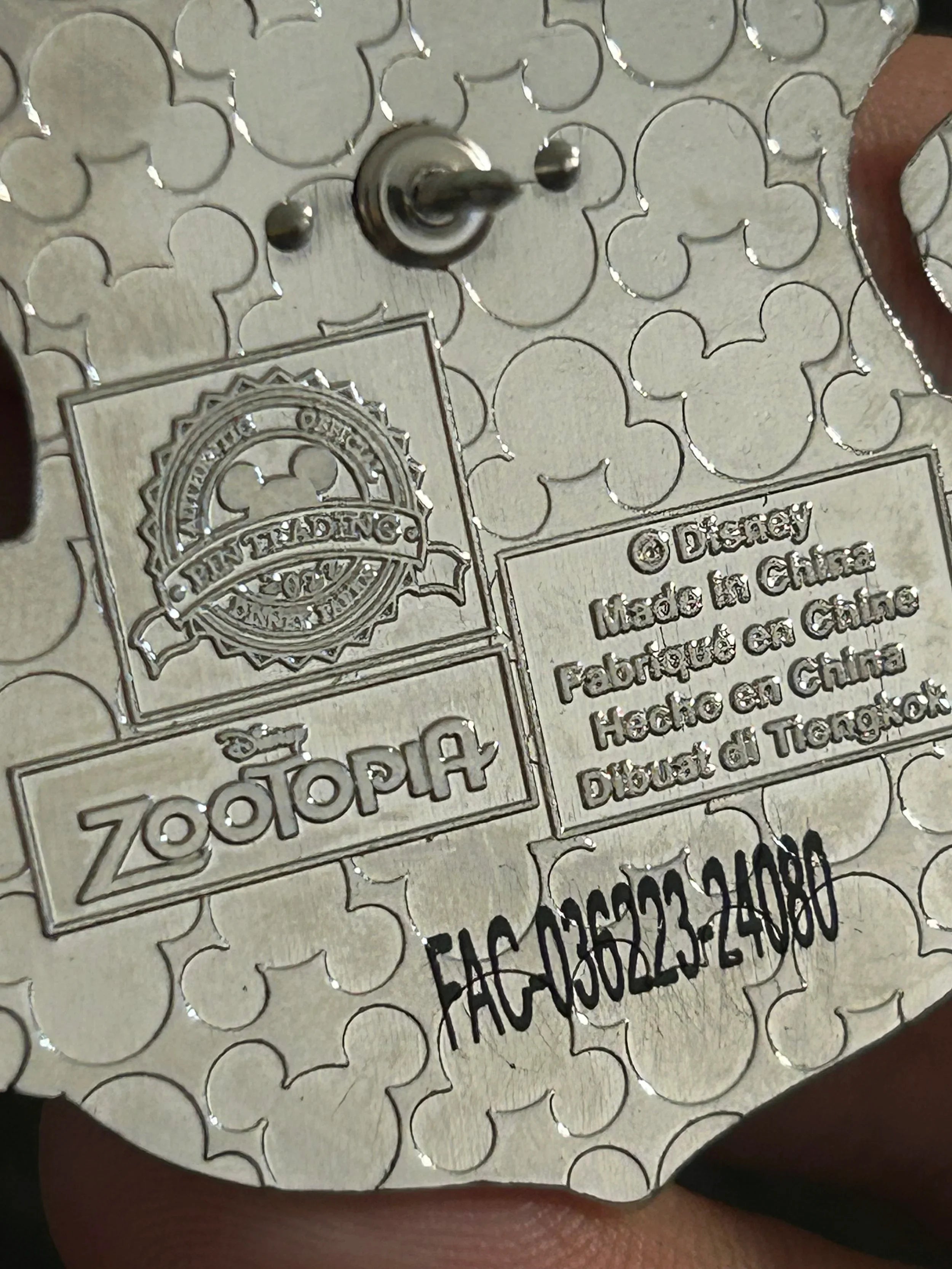 2024 - Wolf - Zootopia - ZPD - Mystery Pin