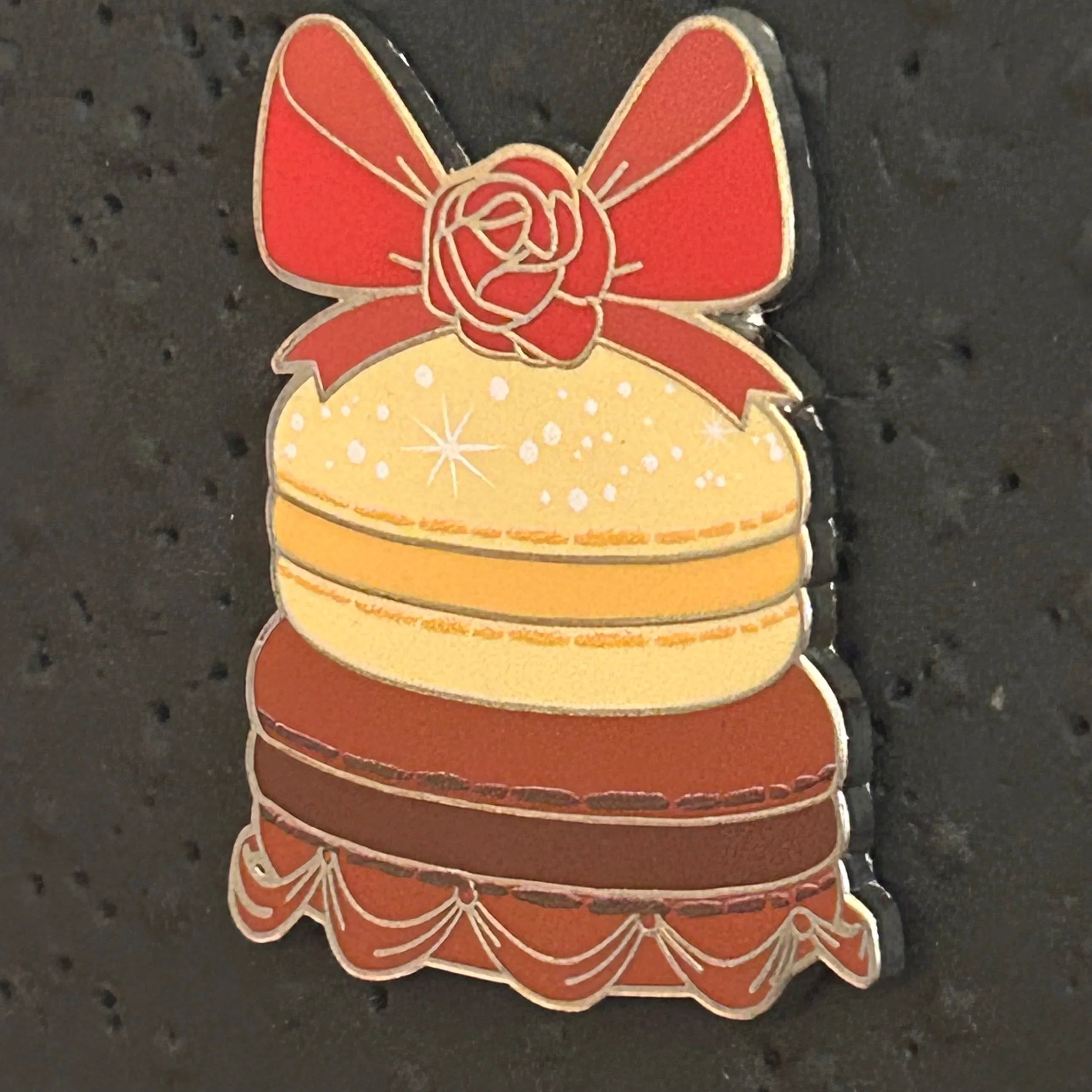 2024 - Belle - Beauty and the Beast - Puffed Pastry- Mystery Pin