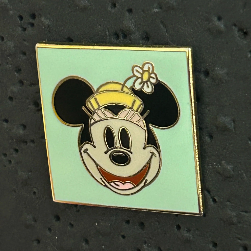 Minnie Mouse - Face and Hat - Disney Pin
