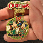 2003 - Mickey and Minnie Mouse - Christmas Wreath - Dangle - Disney Pin