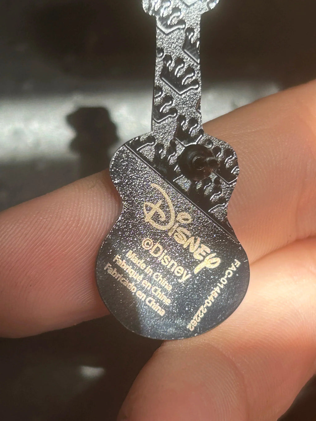 Loungefly - Guitar - Lilo and Stitch - Disney Pin