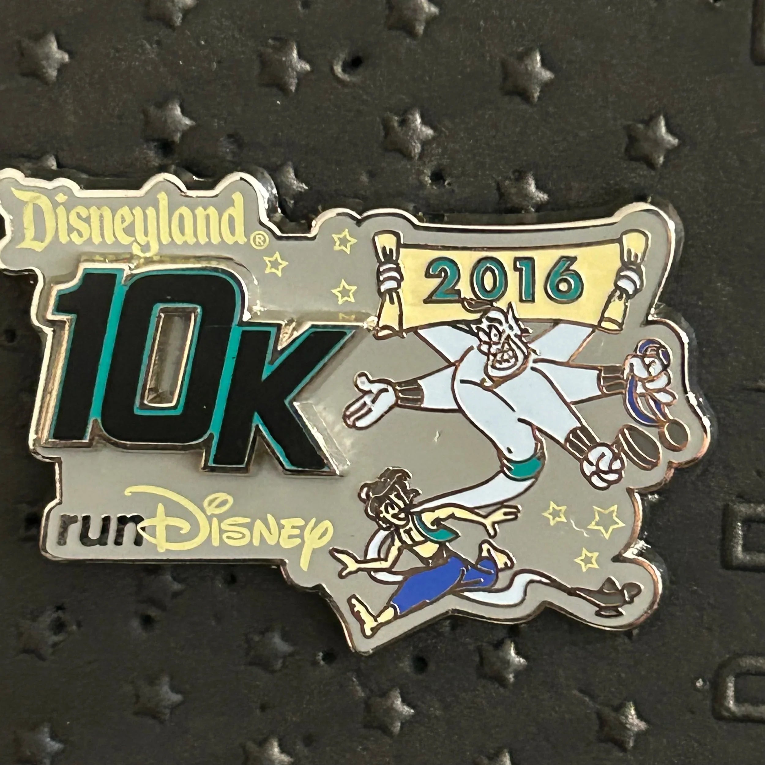 2016 - Genie and Aladdin - runDisney - 10k - LR - Disney Pin