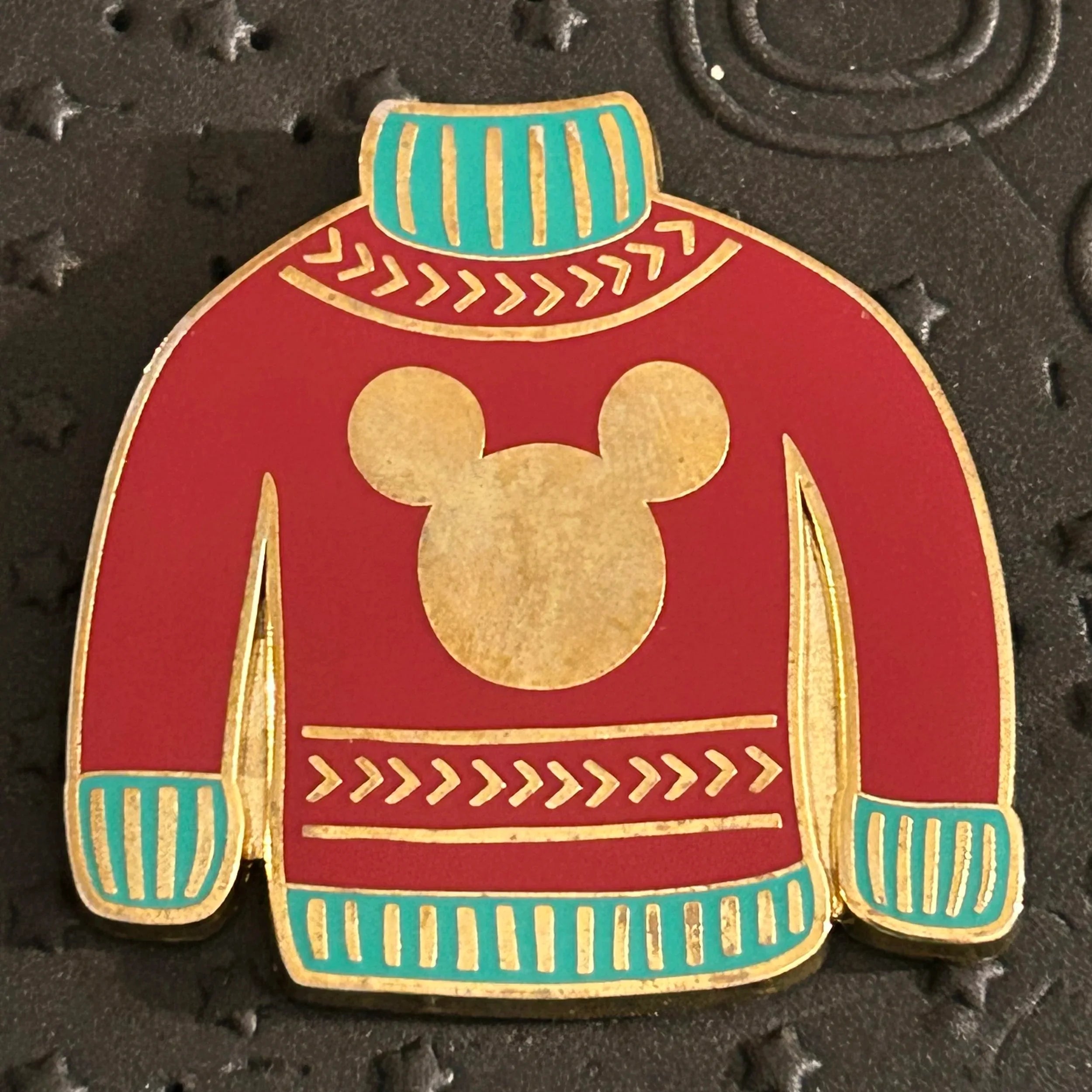 2018 - Ugly Sweater - Christmas - Disney Pin