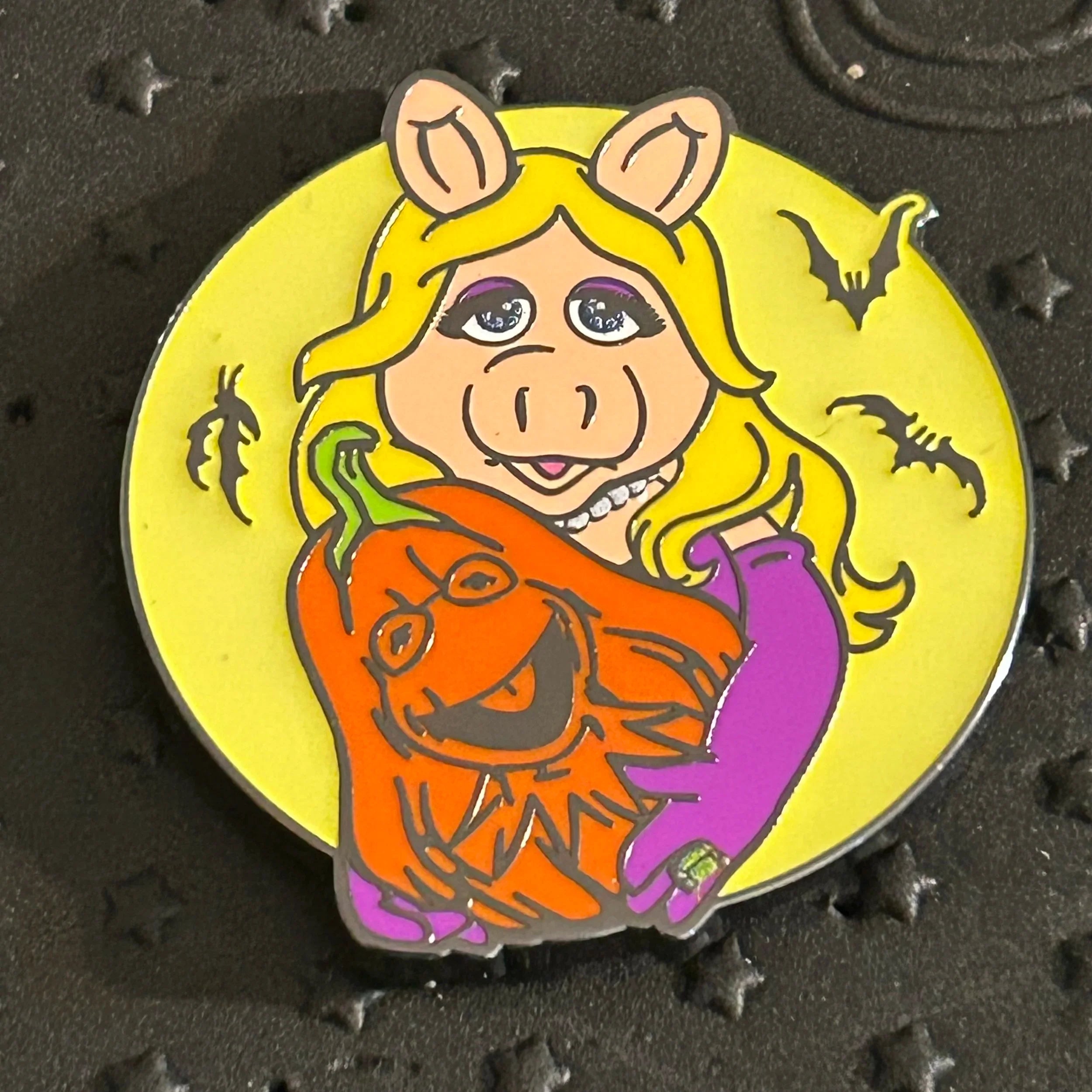 2024 - Ms Piggy - And Kermit as Pumpkin - Muppets - Halloween - Disney Pin