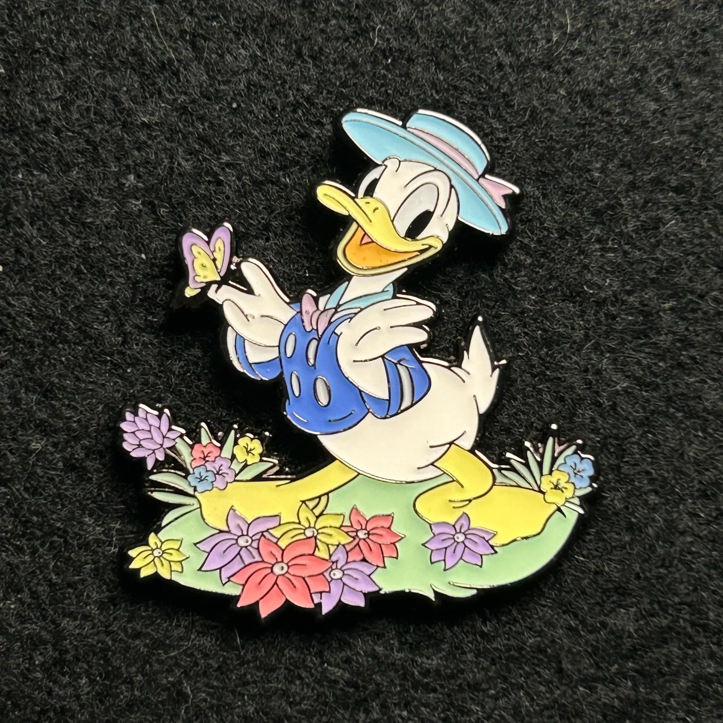 Loungefly - Donald Duck - Garden - Mystery Series - Disney Pin
