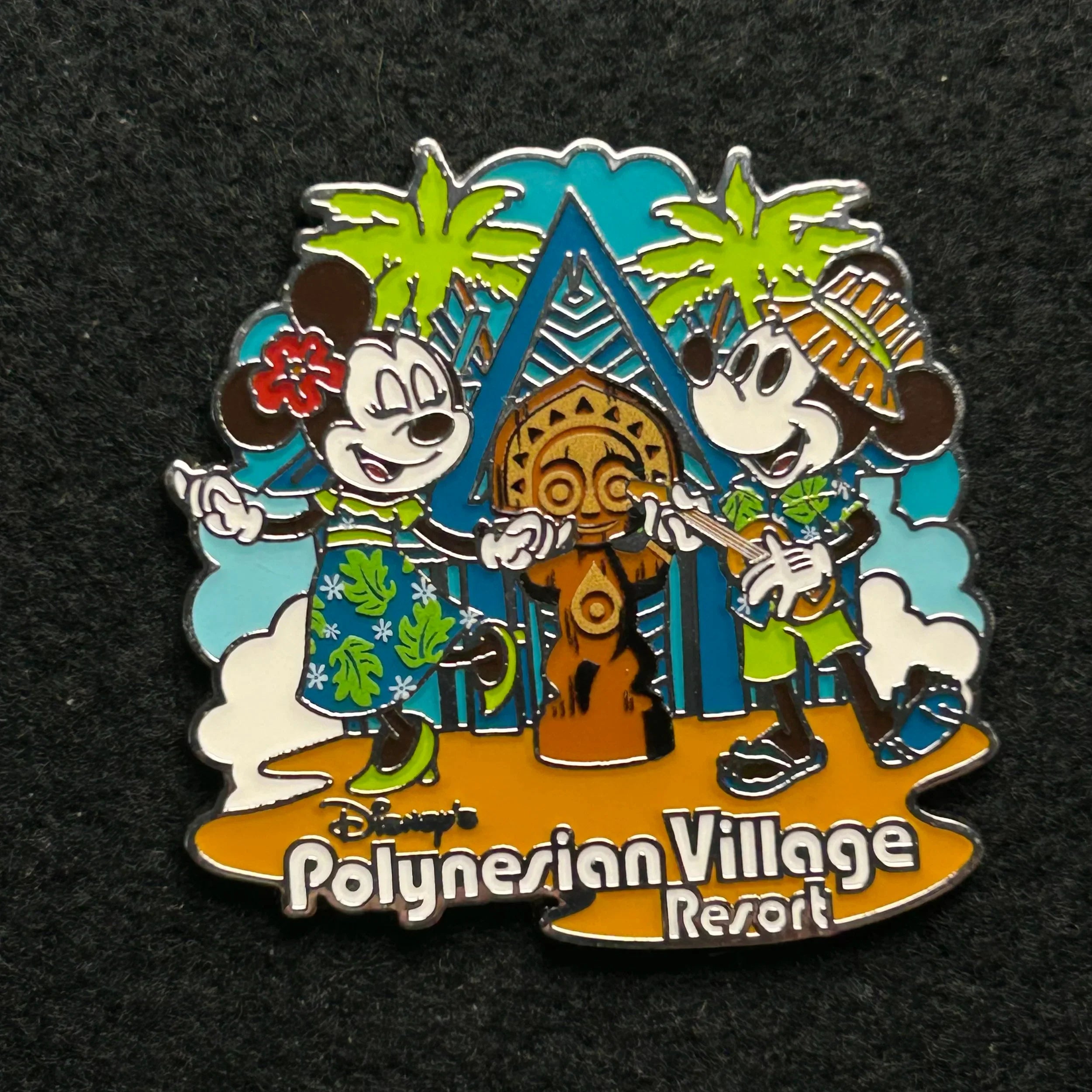 2023 - Mickey and Minnie Mouse - Polynesian Village  Resort - Disney Pin