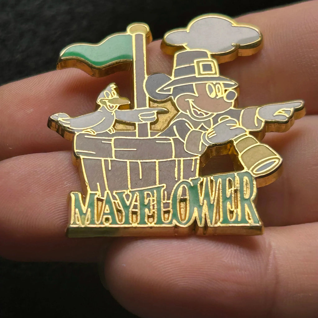 2002 - Mickey Mouse and Bird - Mayflower - 12 Months of Magic - Disney Pin