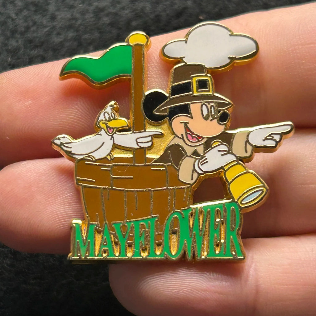 2002 - Mickey Mouse and Bird - Mayflower - 12 Months of Magic - Disney Pin