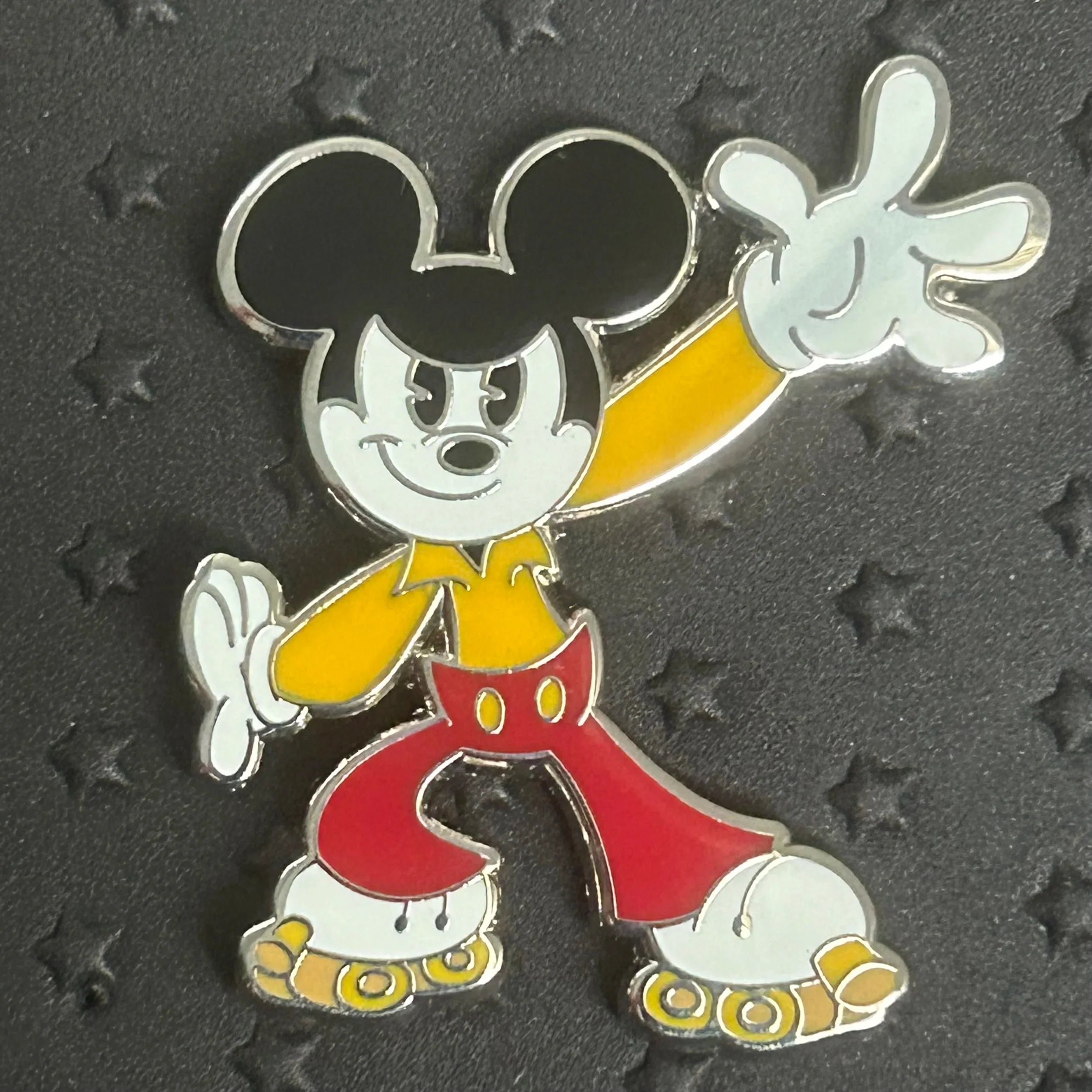 2024 - Mickey Mouse - Shorts - Roller Skating - Disney Pin