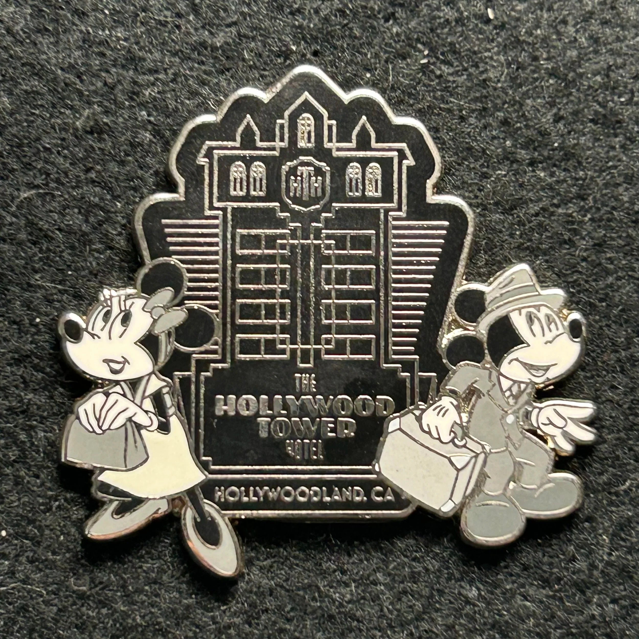 2020 - Mickey and Minnie Mouse - Hollywood Tower Hotel - Disney Pin