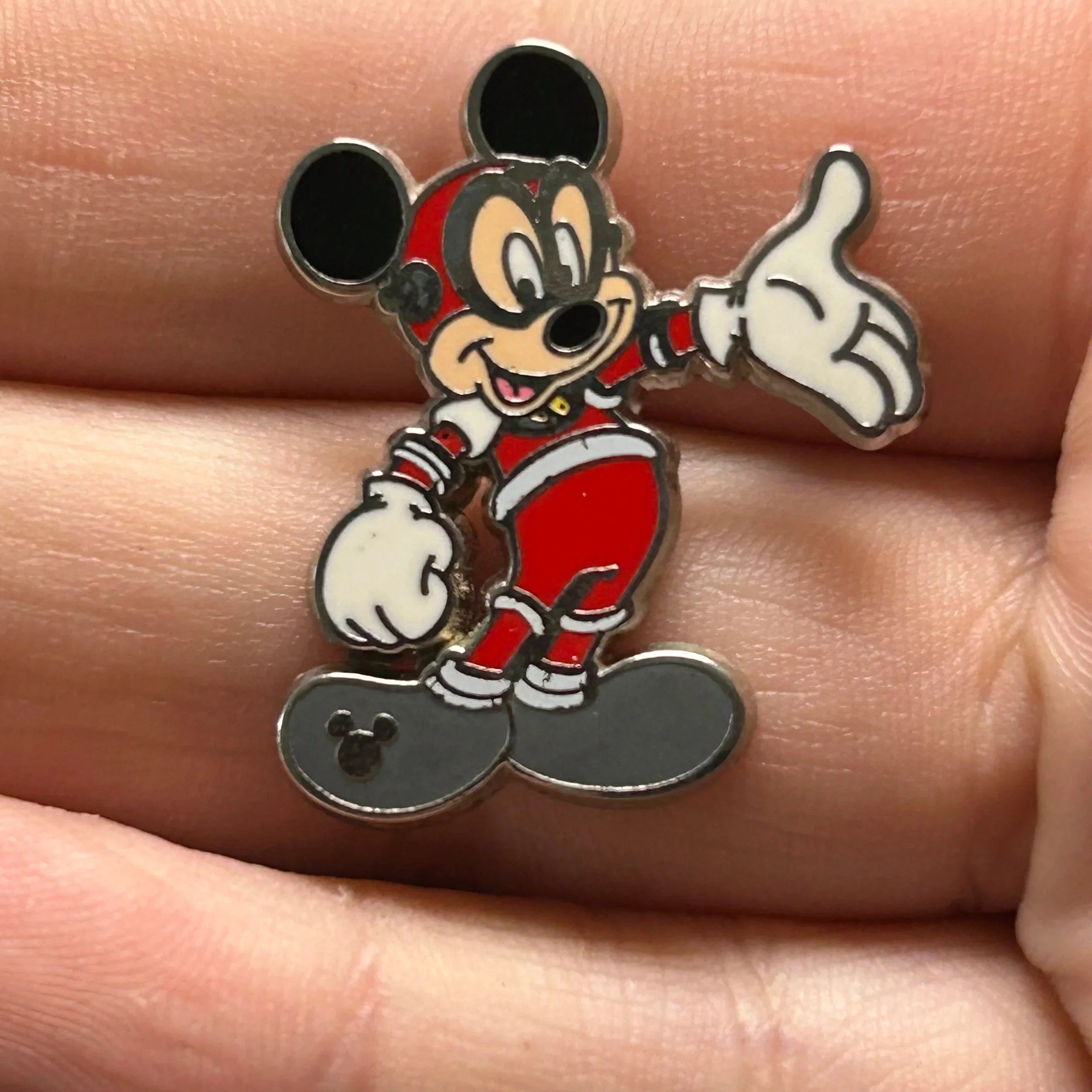 2015 - Mickey Mouse - Astronaut - Hidden Mickey - Tiny - Disney Pin