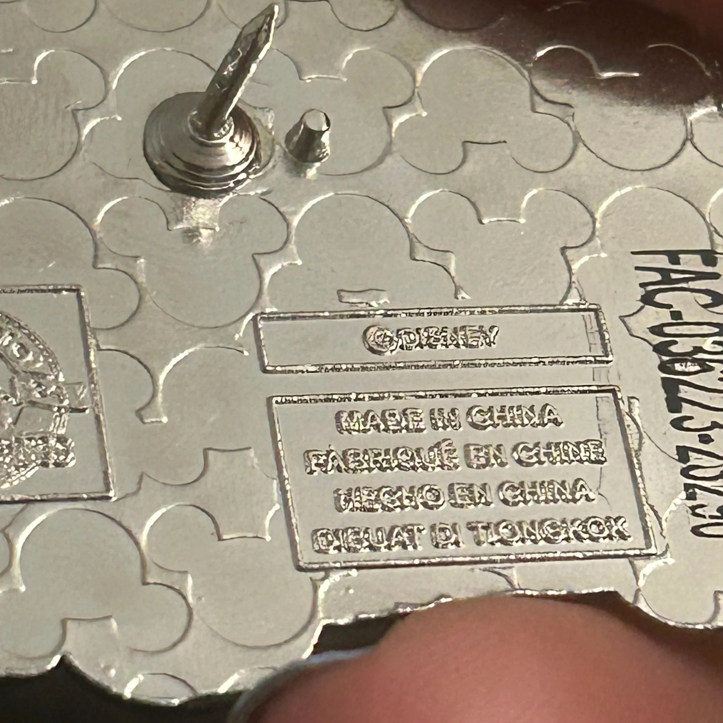 2024 - Ralph and Vanellope - Wreck it Ralph - Looking at Kart - Disney Pin