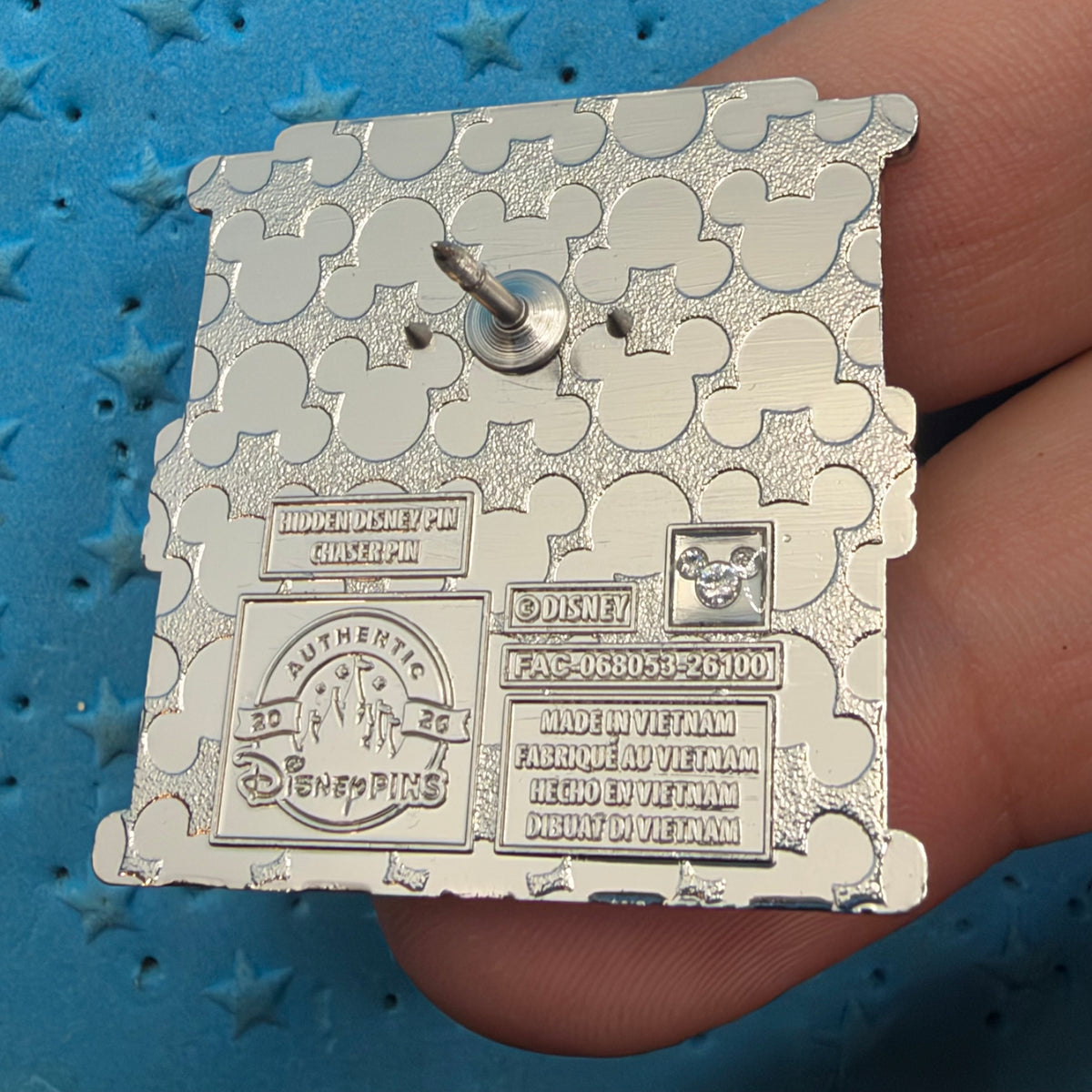 2026 - Olaf Parking Lot Sign - Wave B - Chaser - Hidden Mickey - Disney Pin