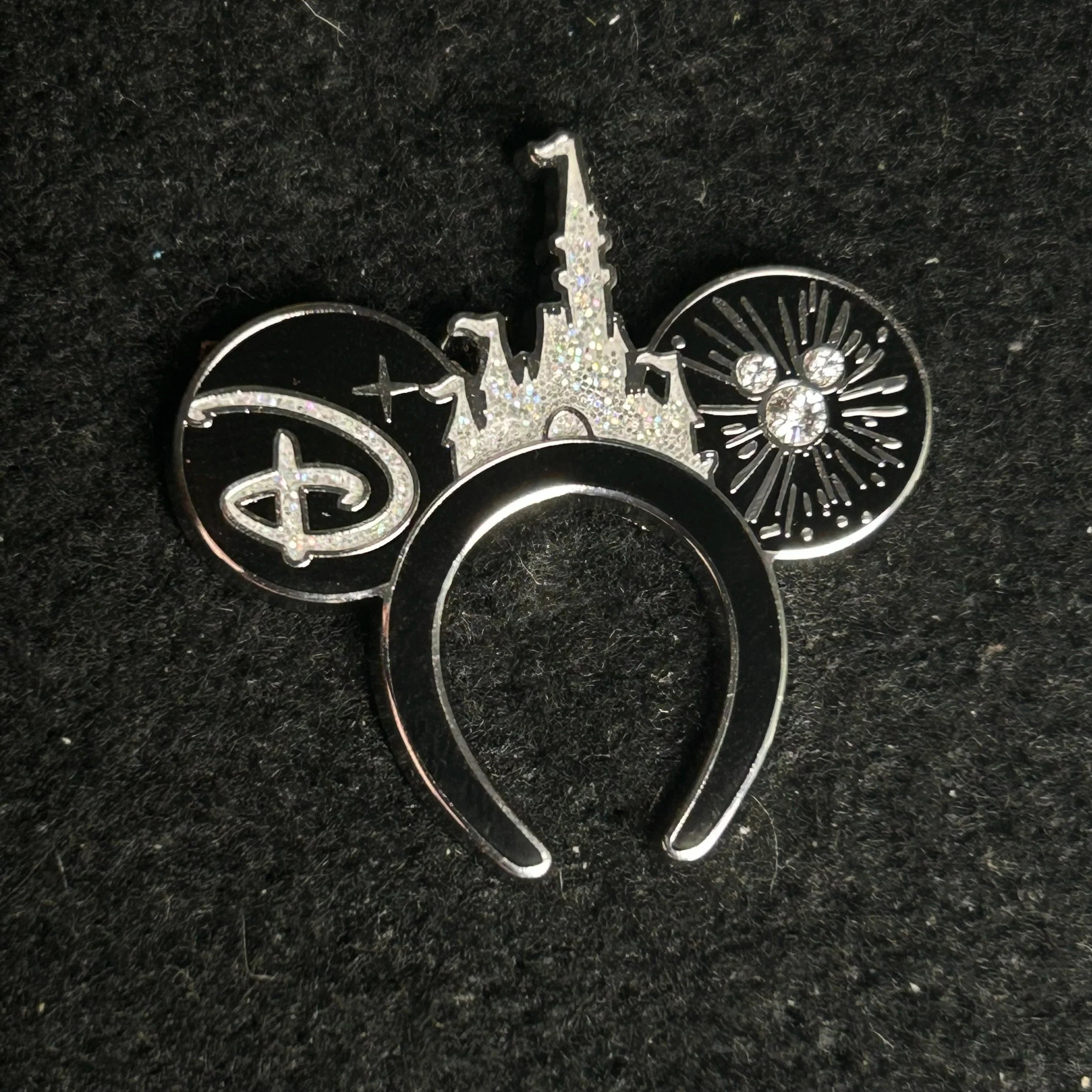 2025 - Walt Disney World - Super Chaser - Mickey Ears - Hidden Disney - Pin