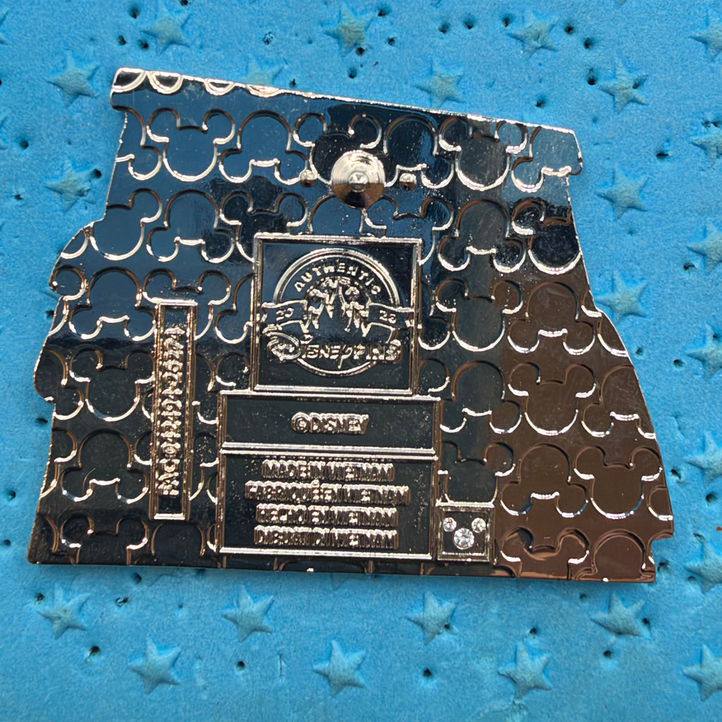 2026 - Pacha and Kuzco Kuzcotopia - Emporers New Groove - Disney Pin