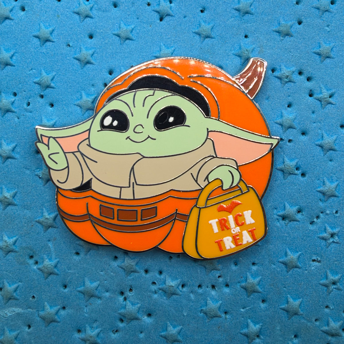 2026 - Grogu Trick or Treating - Star Wars - Disney Pin