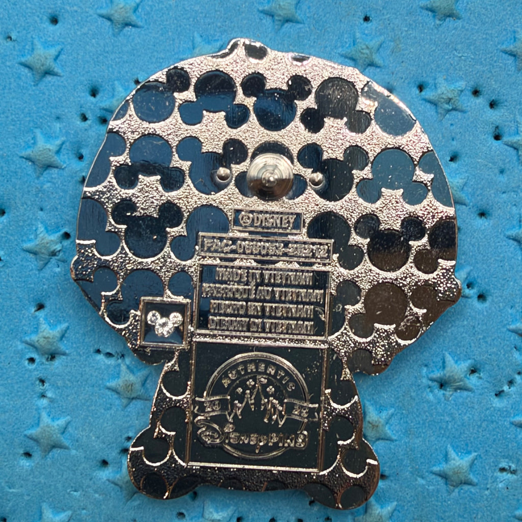2026 - Lady wearing Pasta - Mini Mixits - Disney Pin