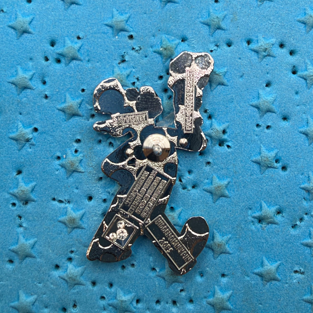 Goofy - St. Patrick's Day - Holiday Series - Disneyland Hidden Mickey - Disney Pin