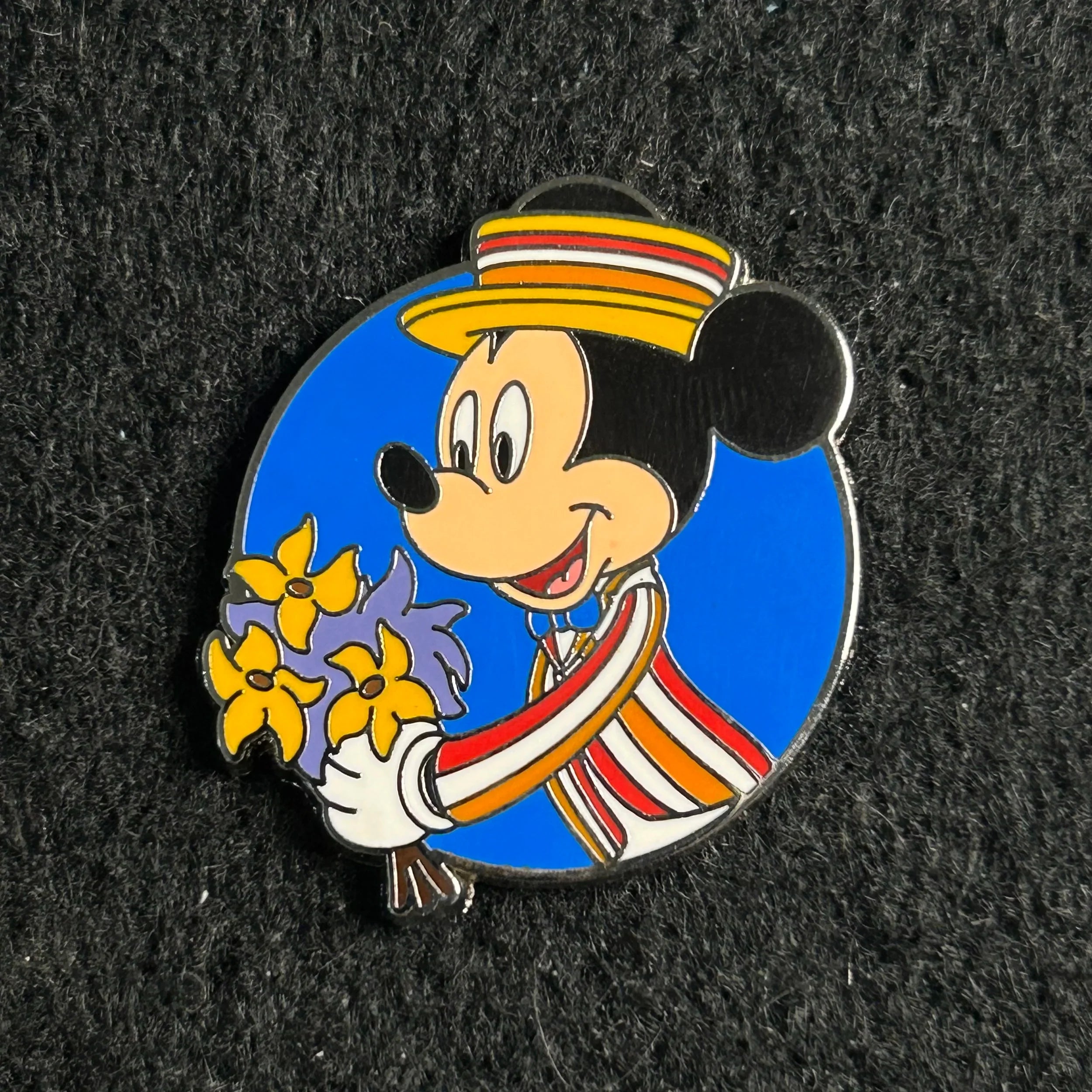 2014 - Mickey Mouse with Flowers - Mary Poppins - Disney Pin