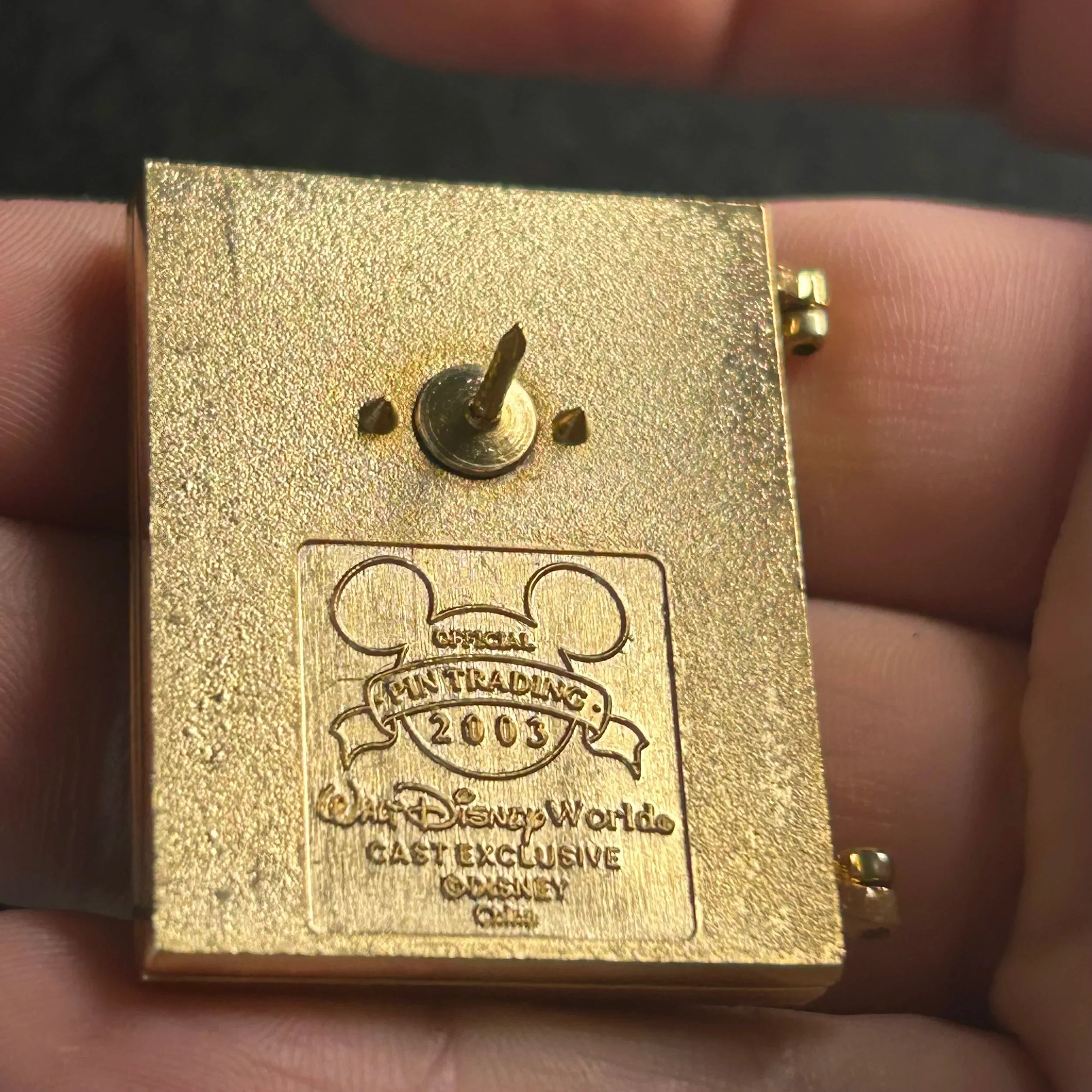 2003 - Mickey, Donald and Goofy - Happy Birthday - Card - With Card - Disney Pin