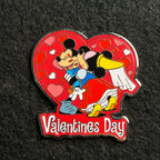 2003 - Mickey and Minnie Mouse - Kissing - Valentines Day - Holiday - Disney Pin