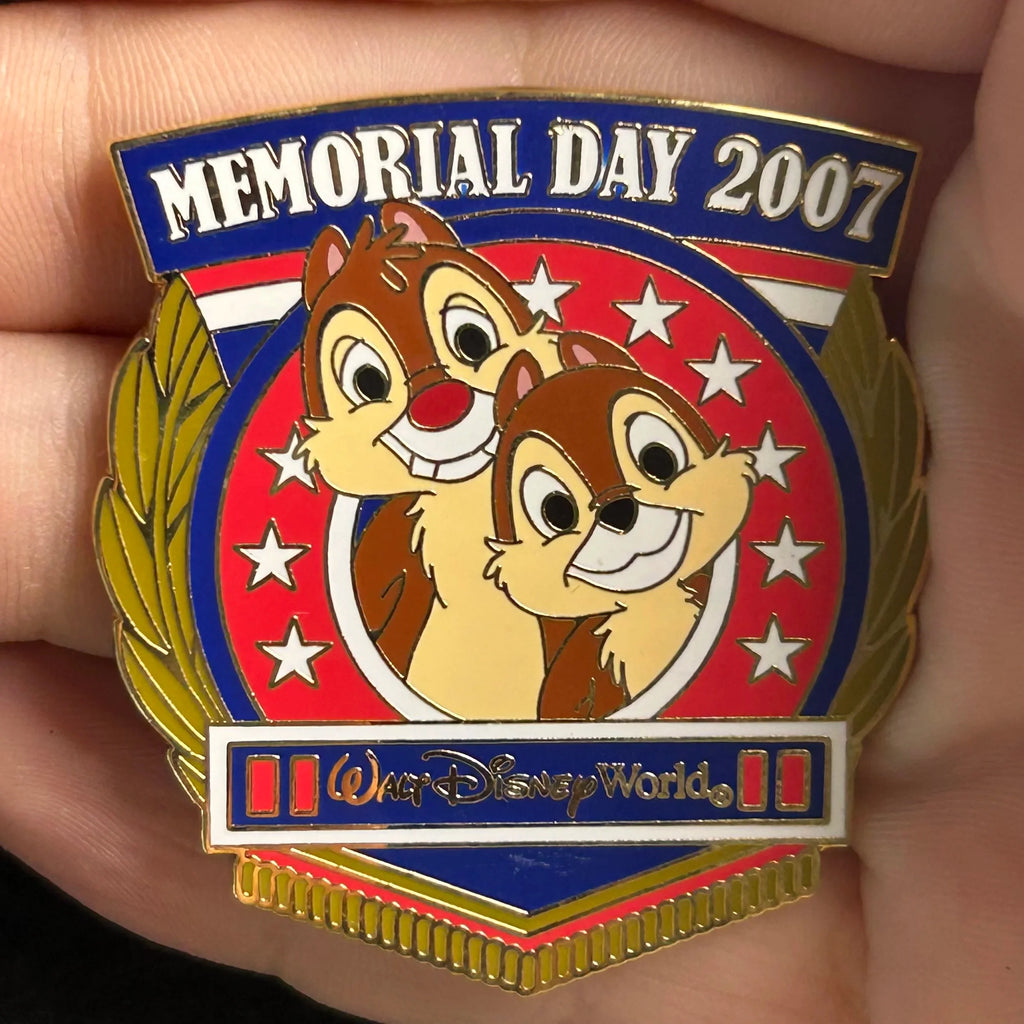 2007 - Chip and Dale - Memorial Day - WDW - LE 2,000 - Disney Pin