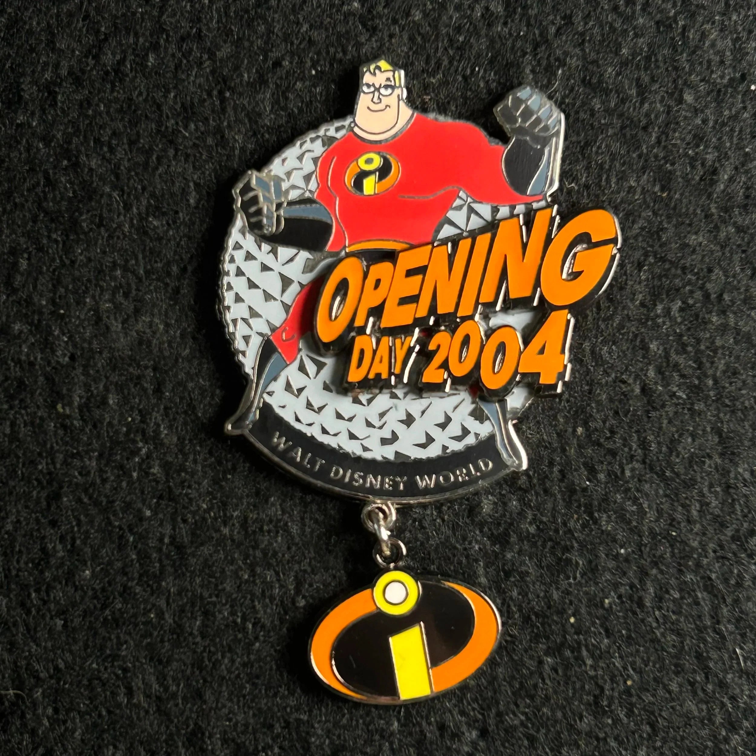 2004 - Mr Incredible - Pixar - EPCOT - WDW - LE 3,000 -Disney Pin on Pin