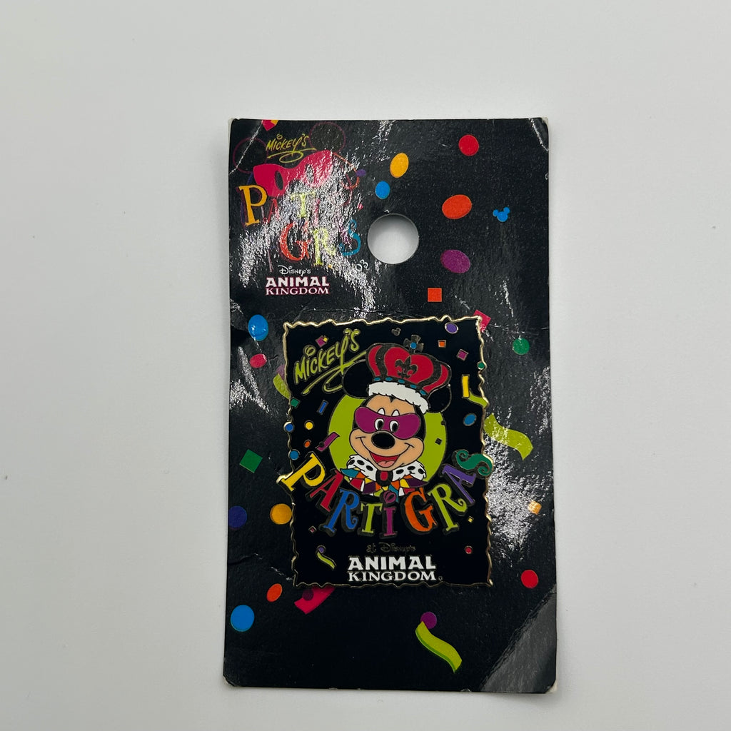 2003 -  LE 2,000 - Mickey Mardi Gras - Disney Pin *signed by artist*