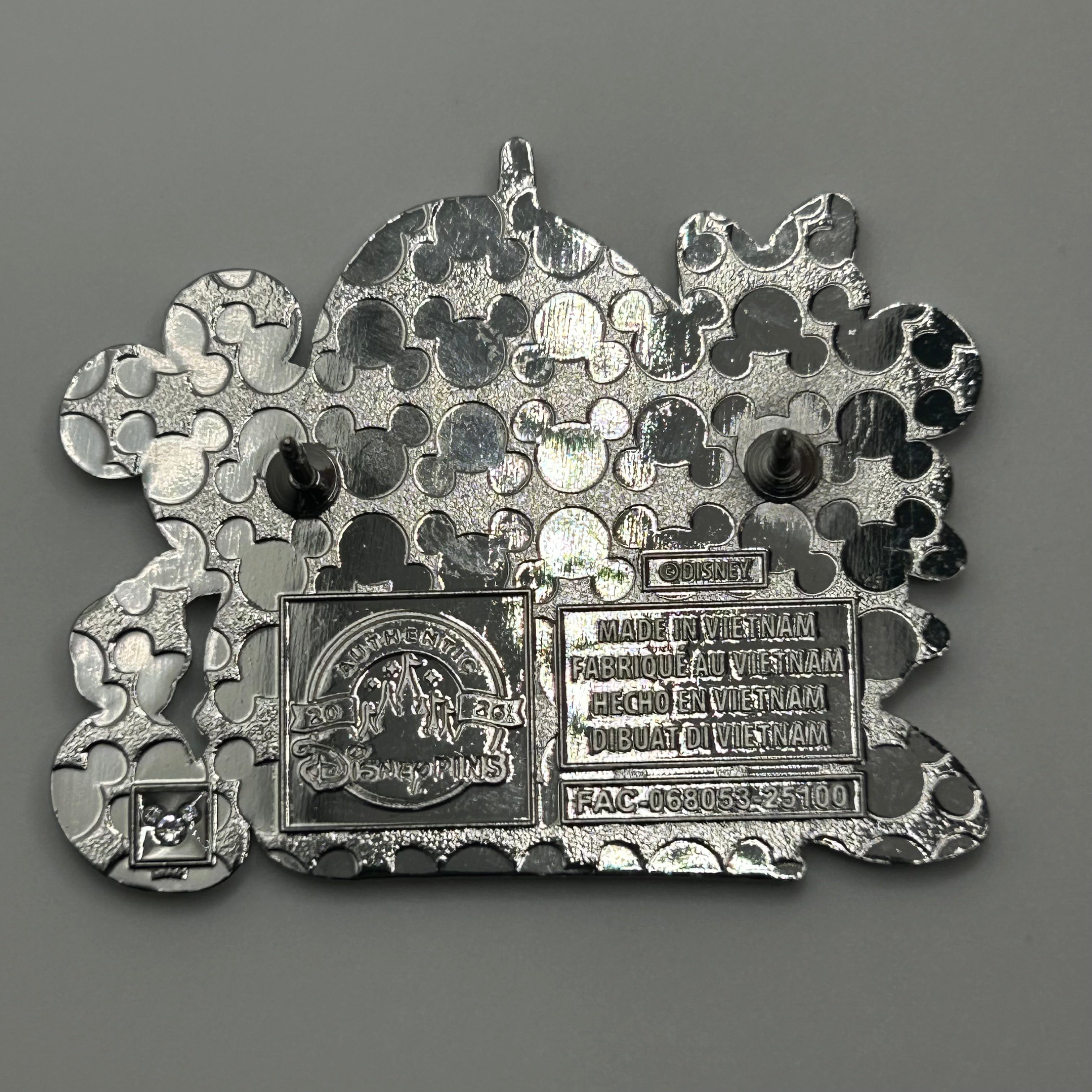 2026 - Mickey and Minnie - Dated - Disney Pin