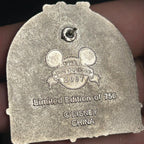 2007 - Mickey and Minnie - In Butterfly Garden - May Day - LE 750 - Disney Pin