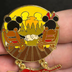 2006 - Mickey and Minnie - In Rocking Chairs - Grandparent Day - LE 1,500 -  Pin
