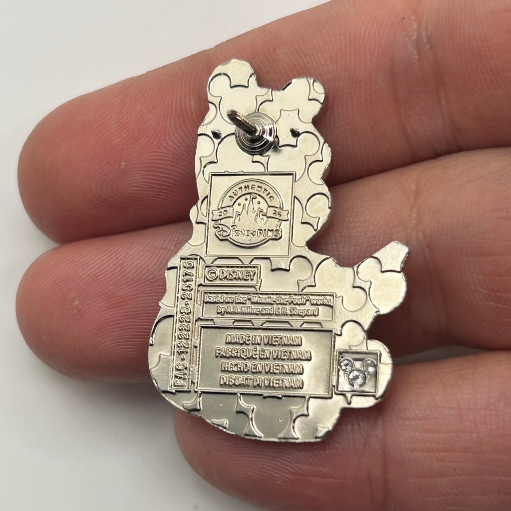 2026 - Winnie the Pooh  - Reading Book - Disney Pin