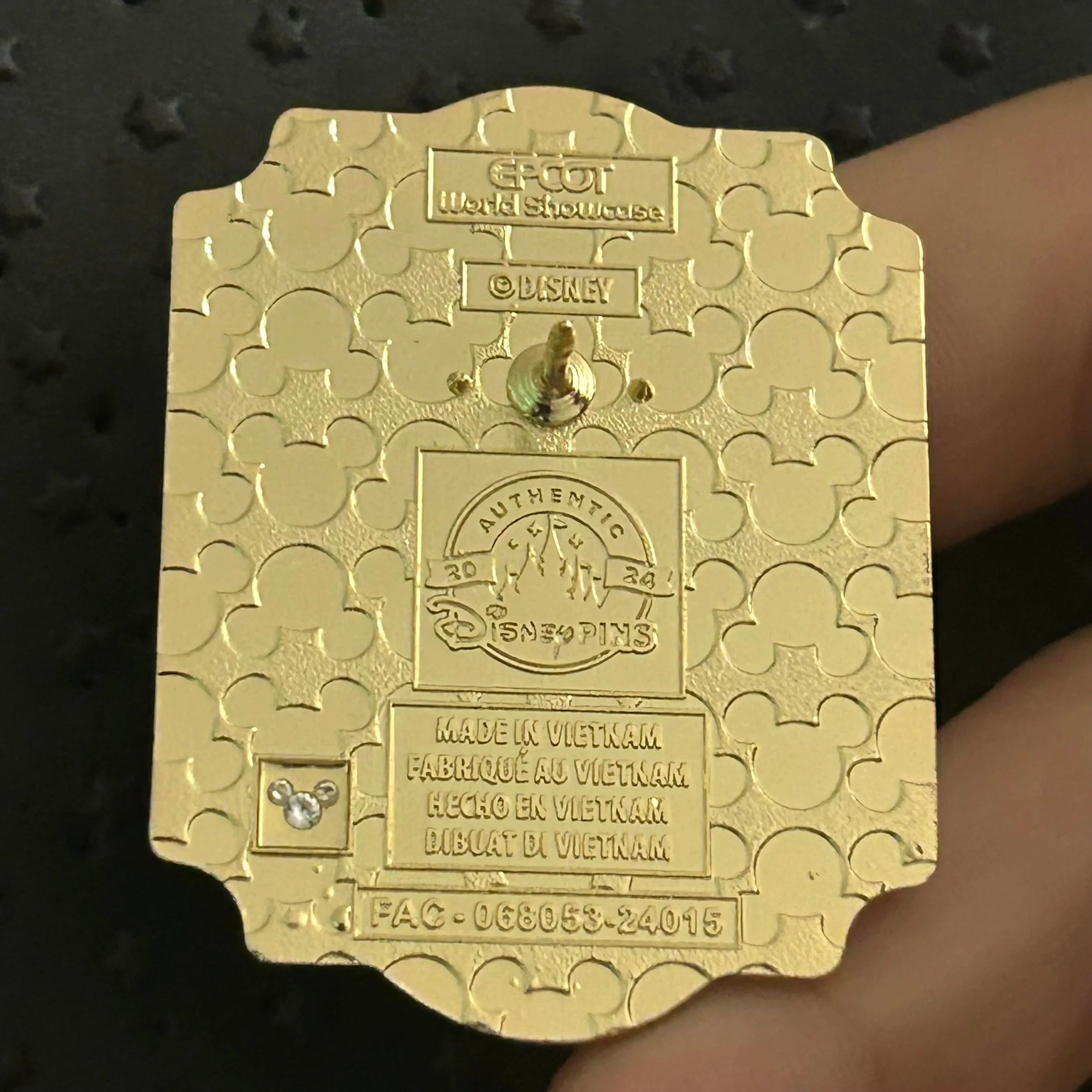 2024 - Mickey and Minnie - Italy - Epcot - Disney Pin