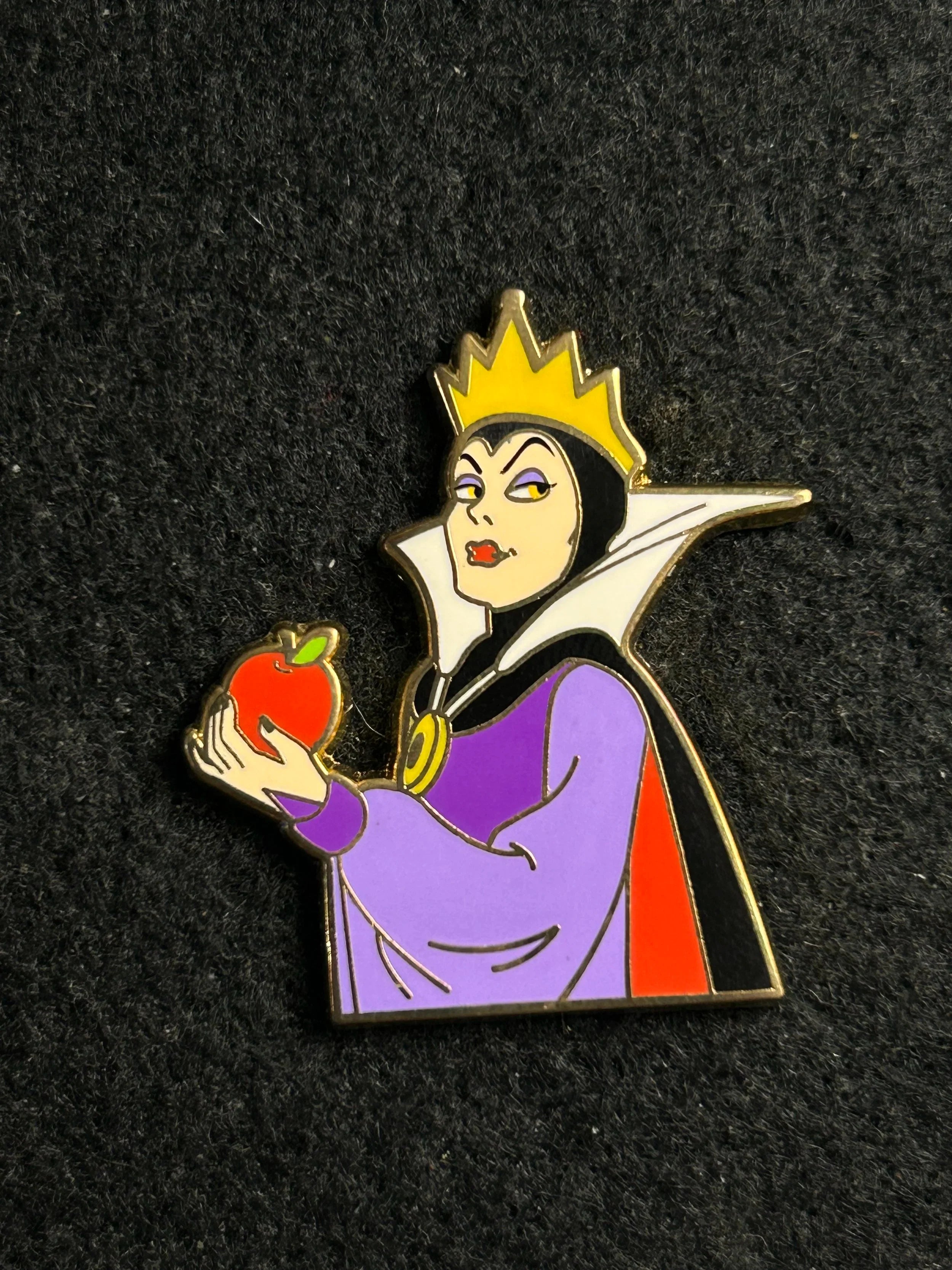 2018 - Evil Queen - PinCon - HotArt - Artland - Acme - LE 200 - Disney Pin